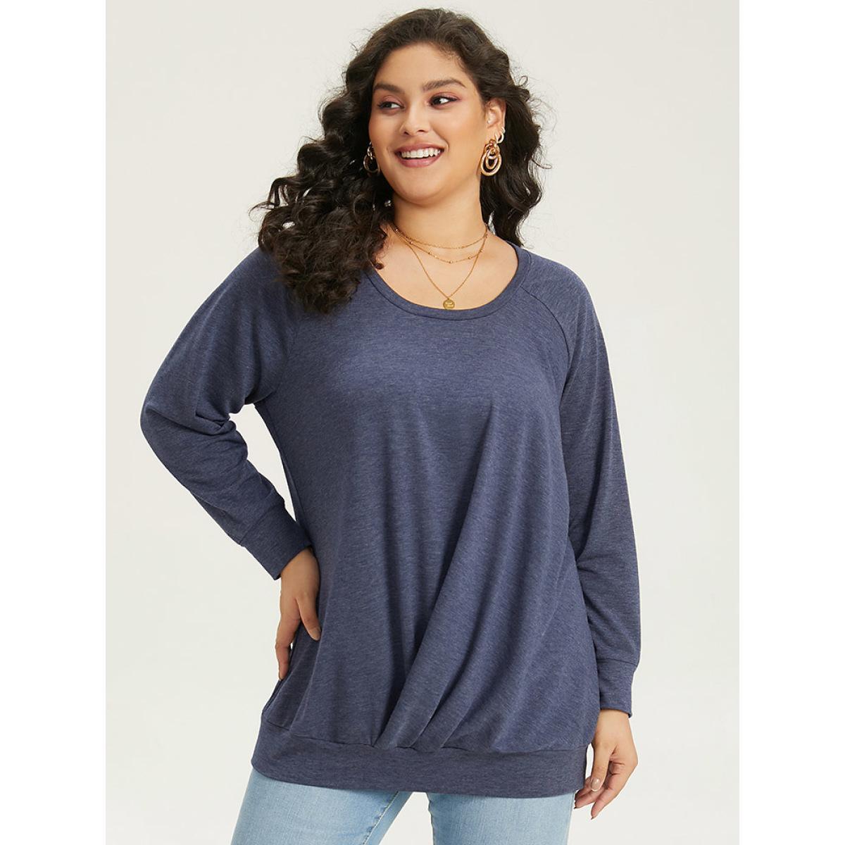 Plus Size Solid Plicated Detail Raglan Sleeve Sweatshirt Women DarkBlue Elegant Elastic cuffs Round Neck Dailywear Sweatshirts BloomChic 30/6X Product Image