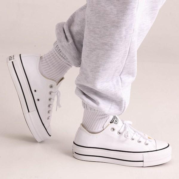 Nike Men's Chuck Taylor All Star Lift Platform Canvas Shoes Product Image