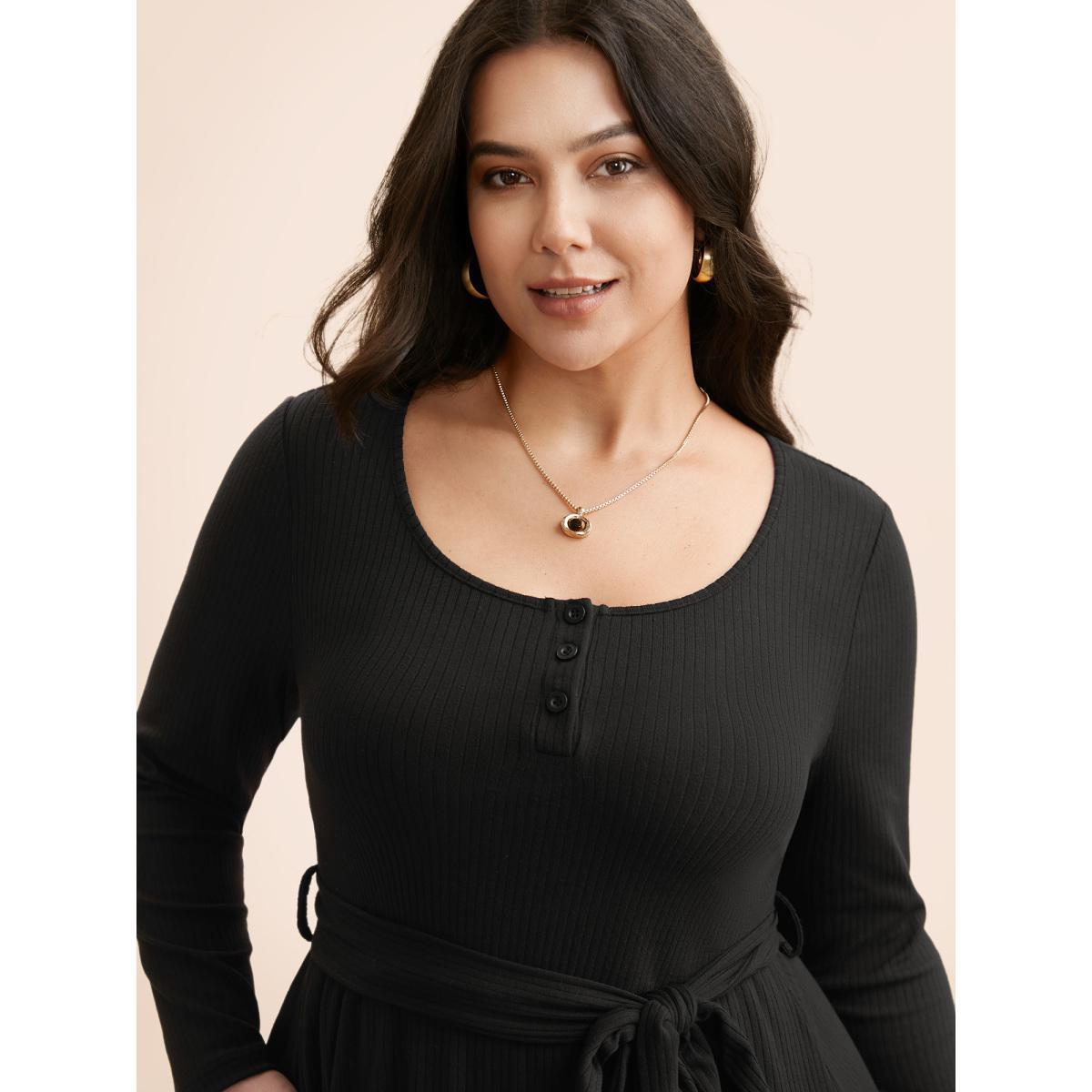 Plus Size Solid Waist Tie Midi Dress Black Women Casual Texture Knit Dresses Bloomchic 10/M Product Image
