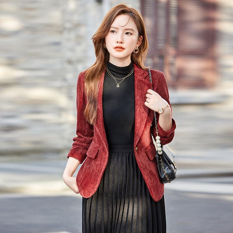 Notch Lapel Plain Velvet Single Breasted Blazer Product Image