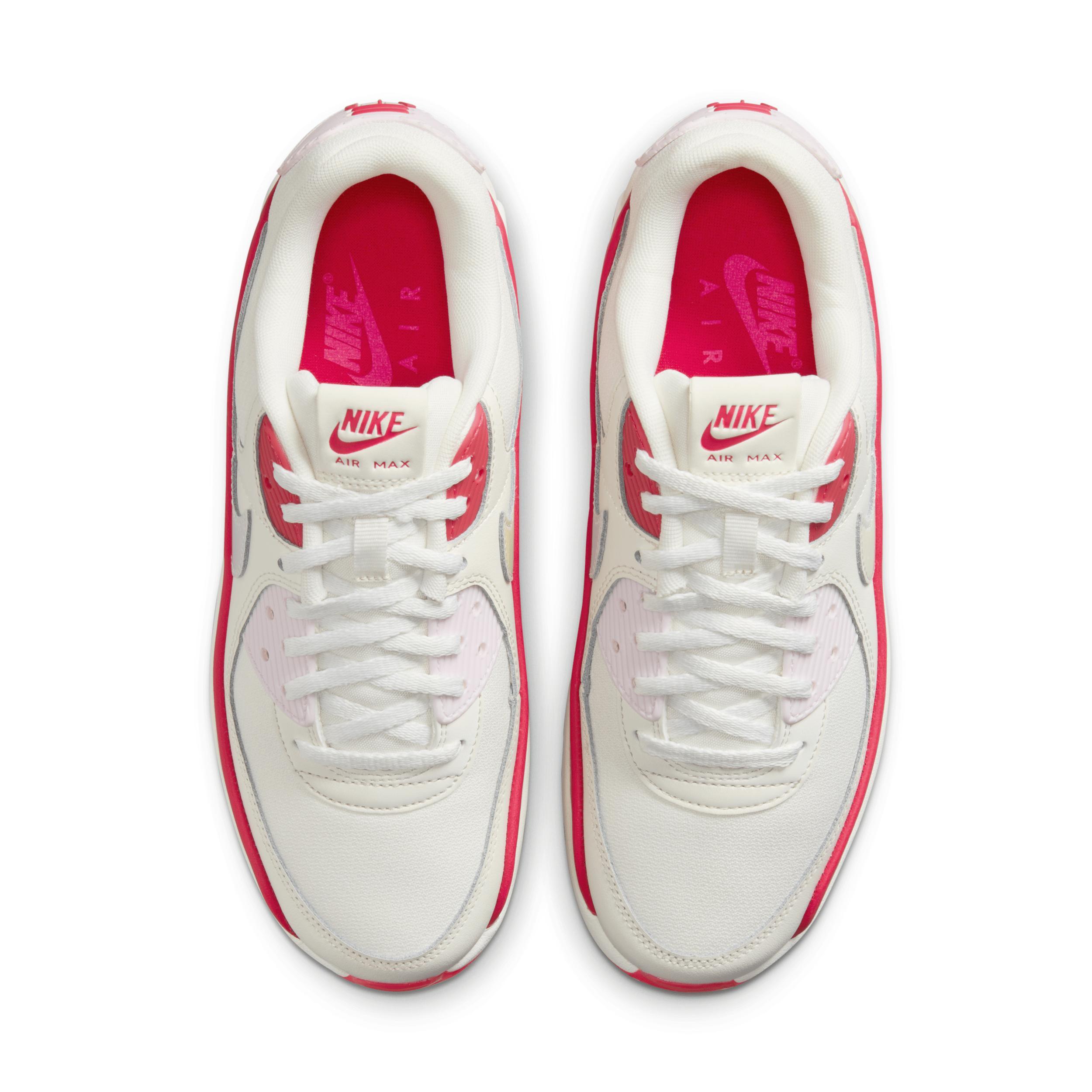 Nike Women's Air Max 0 LV8 Shoes Product Image
