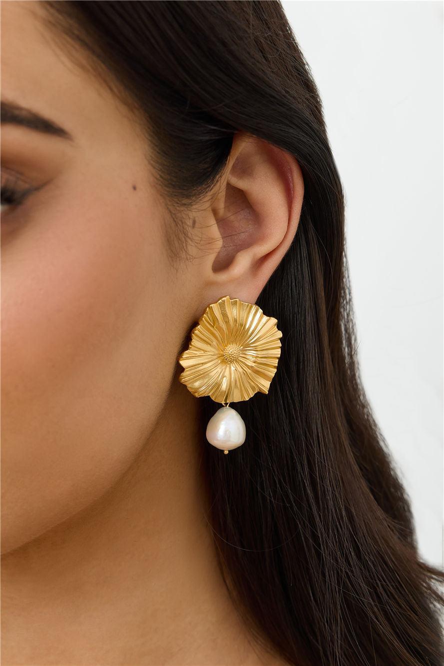 18k Gold Plated Solina Earrings Gold Product Image