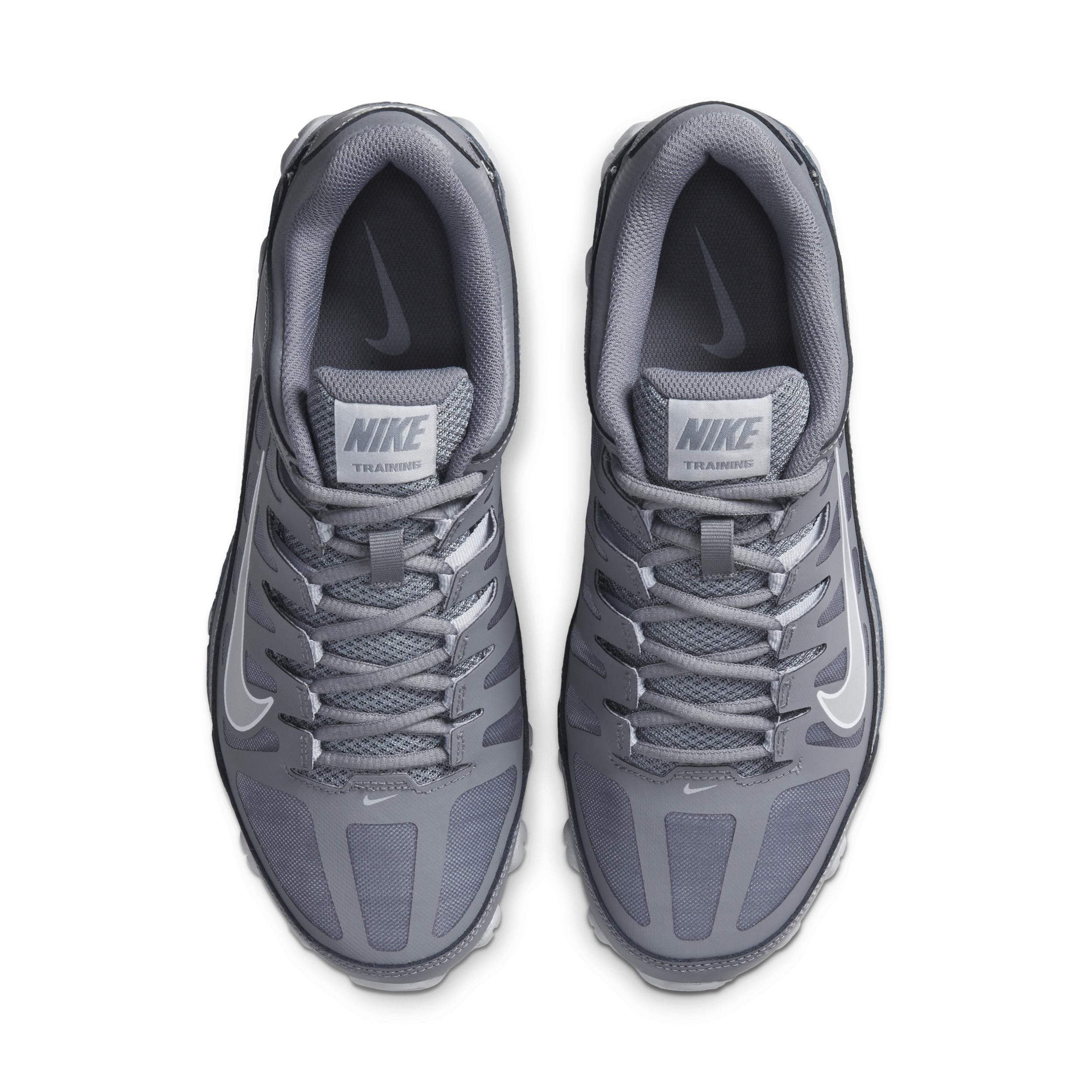 Nike Men's Reax 8 TR Workout Shoes Product Image