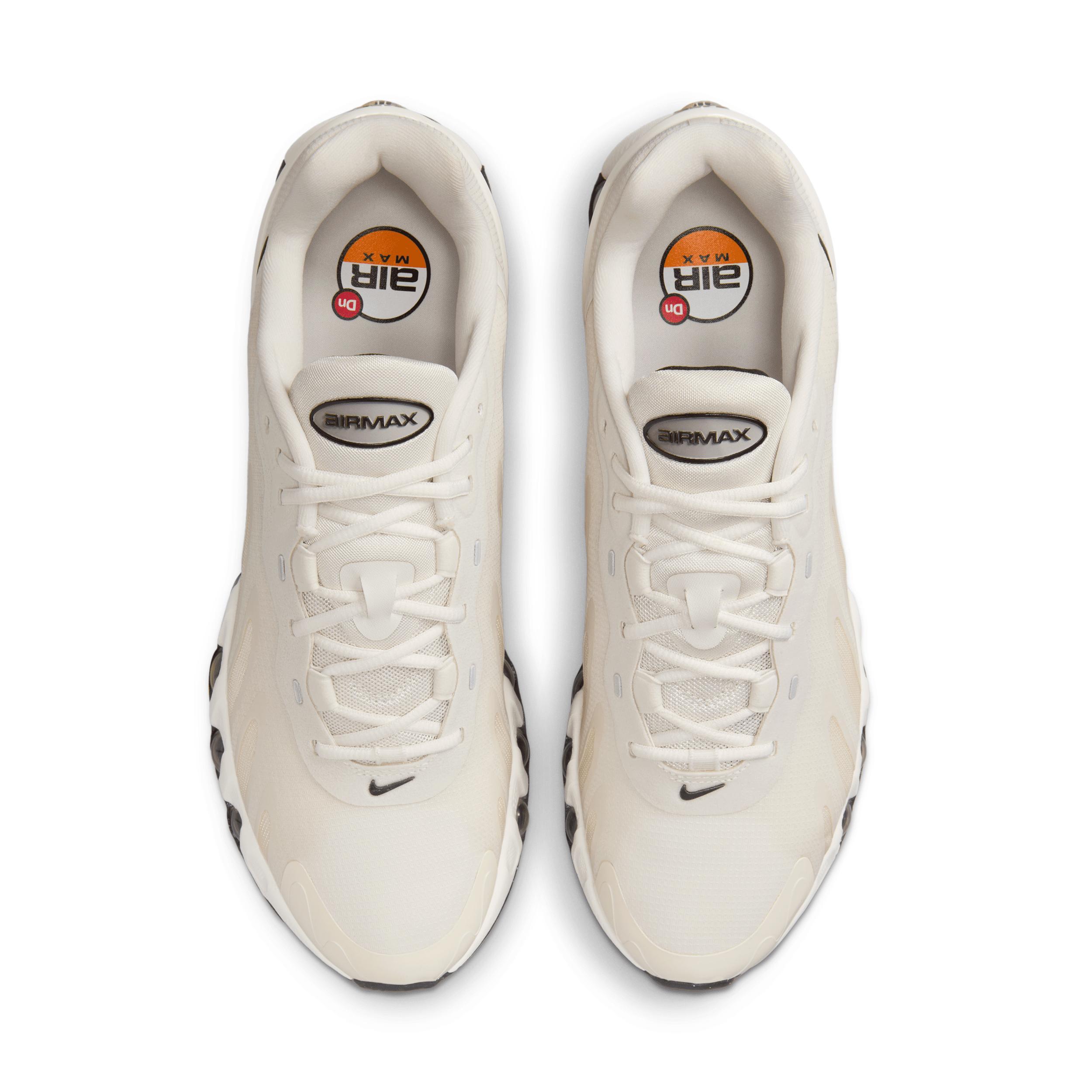 Nike Men's Air Max Dn8 Shoes Product Image
