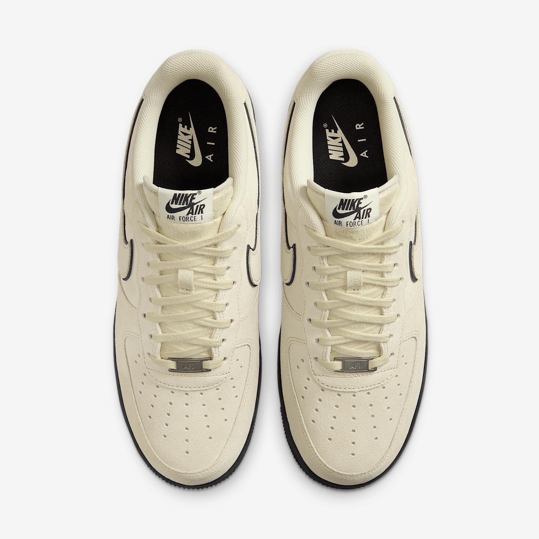 Nike Air Force 1 '07 LV8 Men's Shoes Product Image