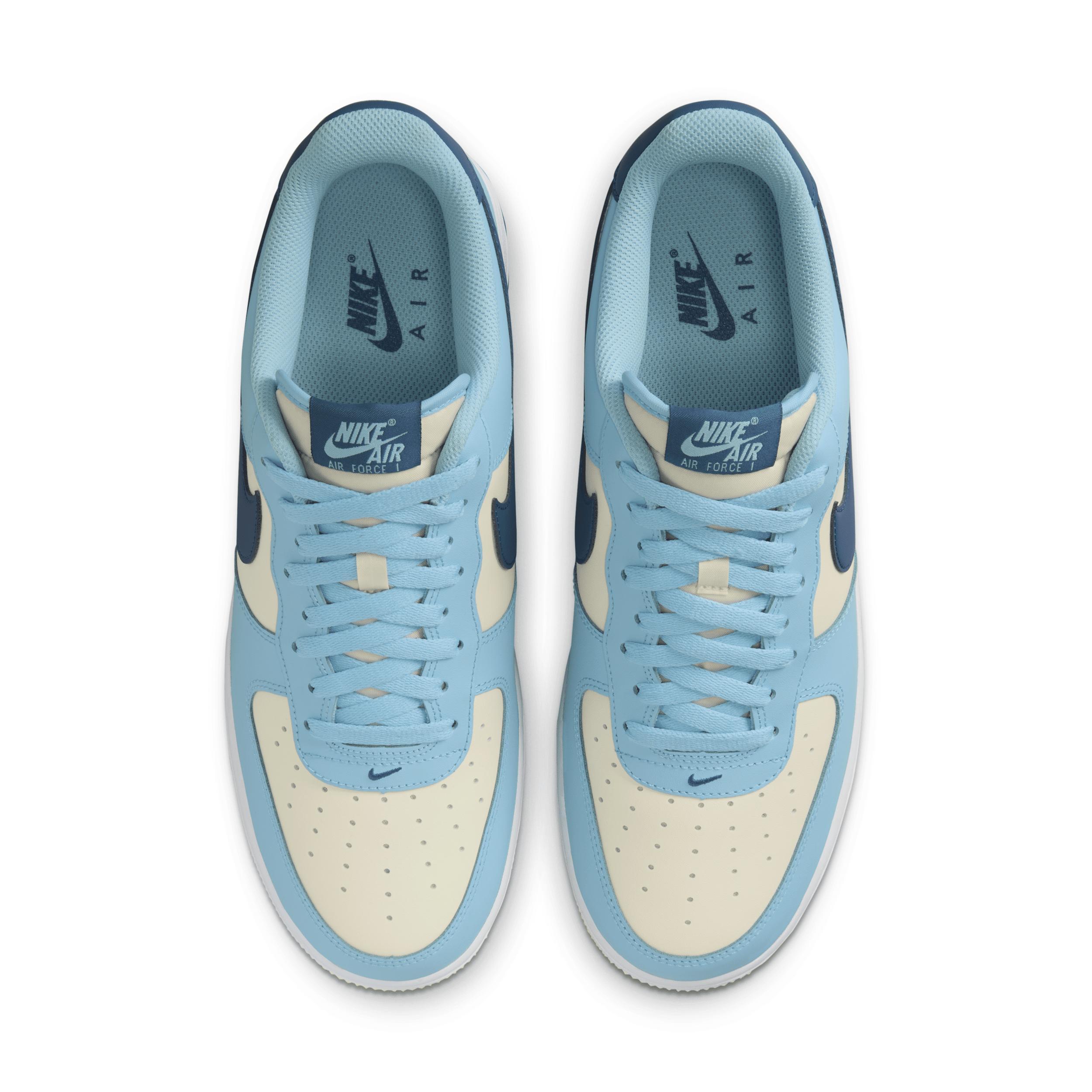 Nike Men's Air Force 1 '07 LV Shoes Product Image