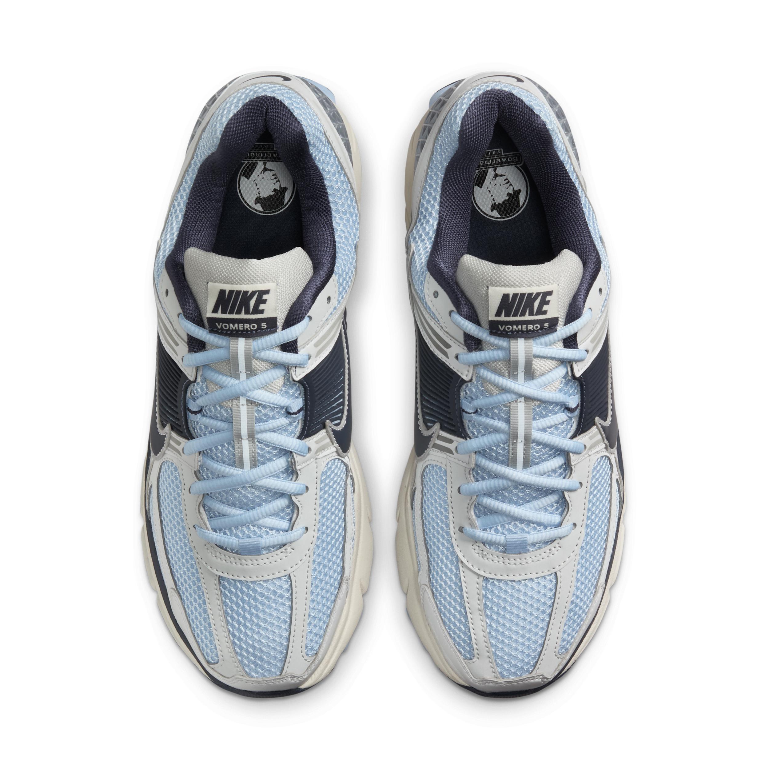Nike Men's Zoom Vomero 5 Shoes Product Image