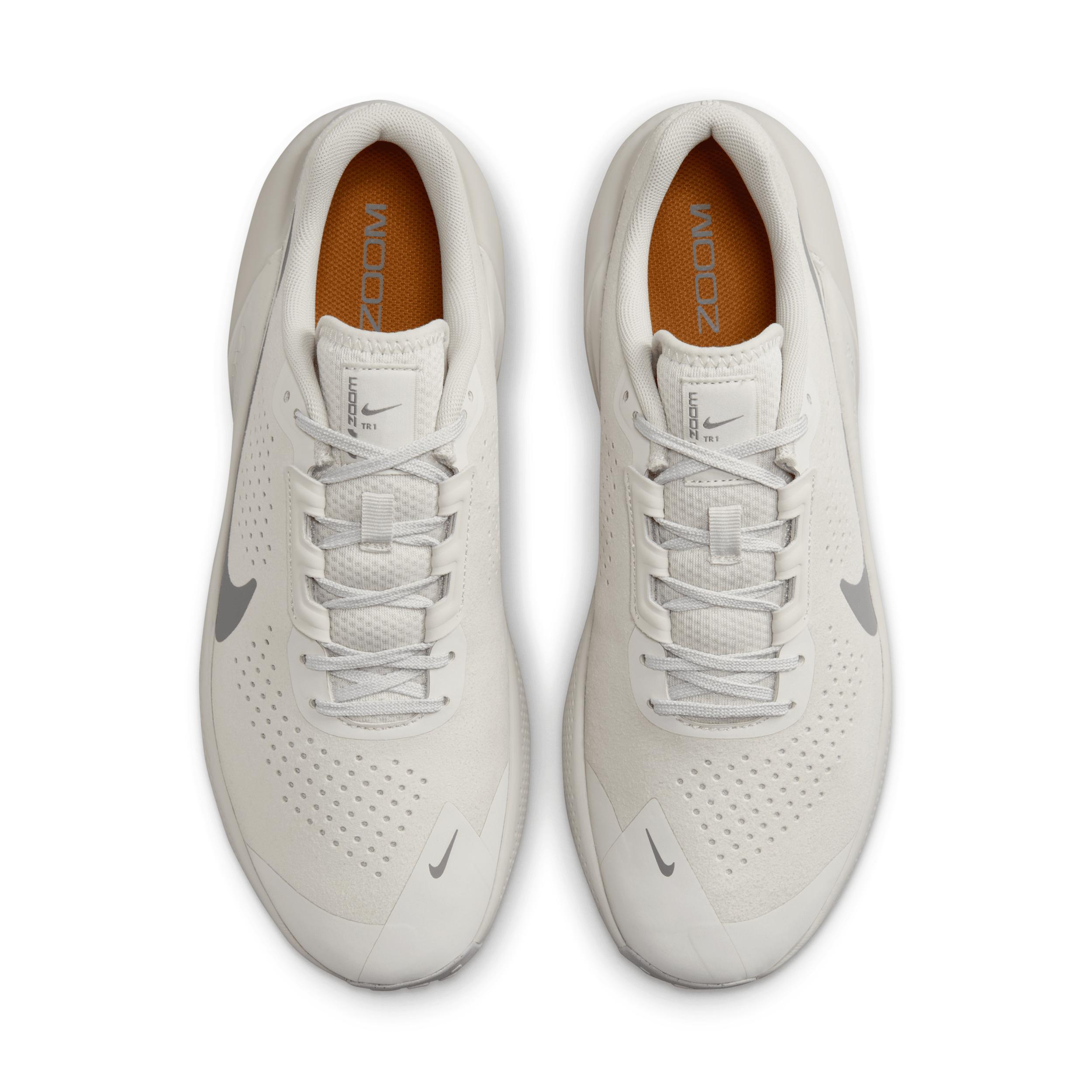 Nike Air Zoom TR 1 sneakers in gray Product Image