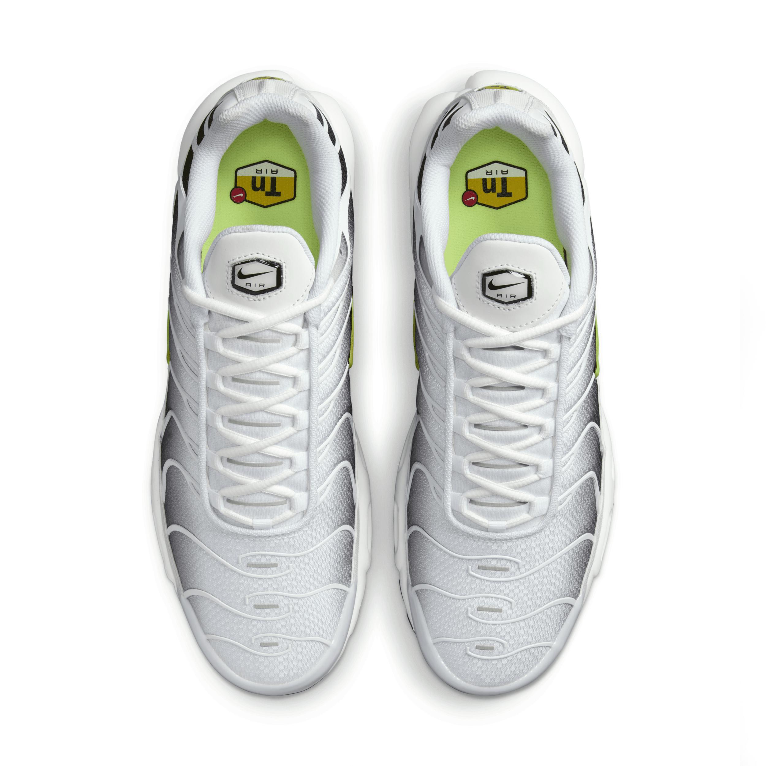 Nike Men's Air Max Plus Shoes Product Image