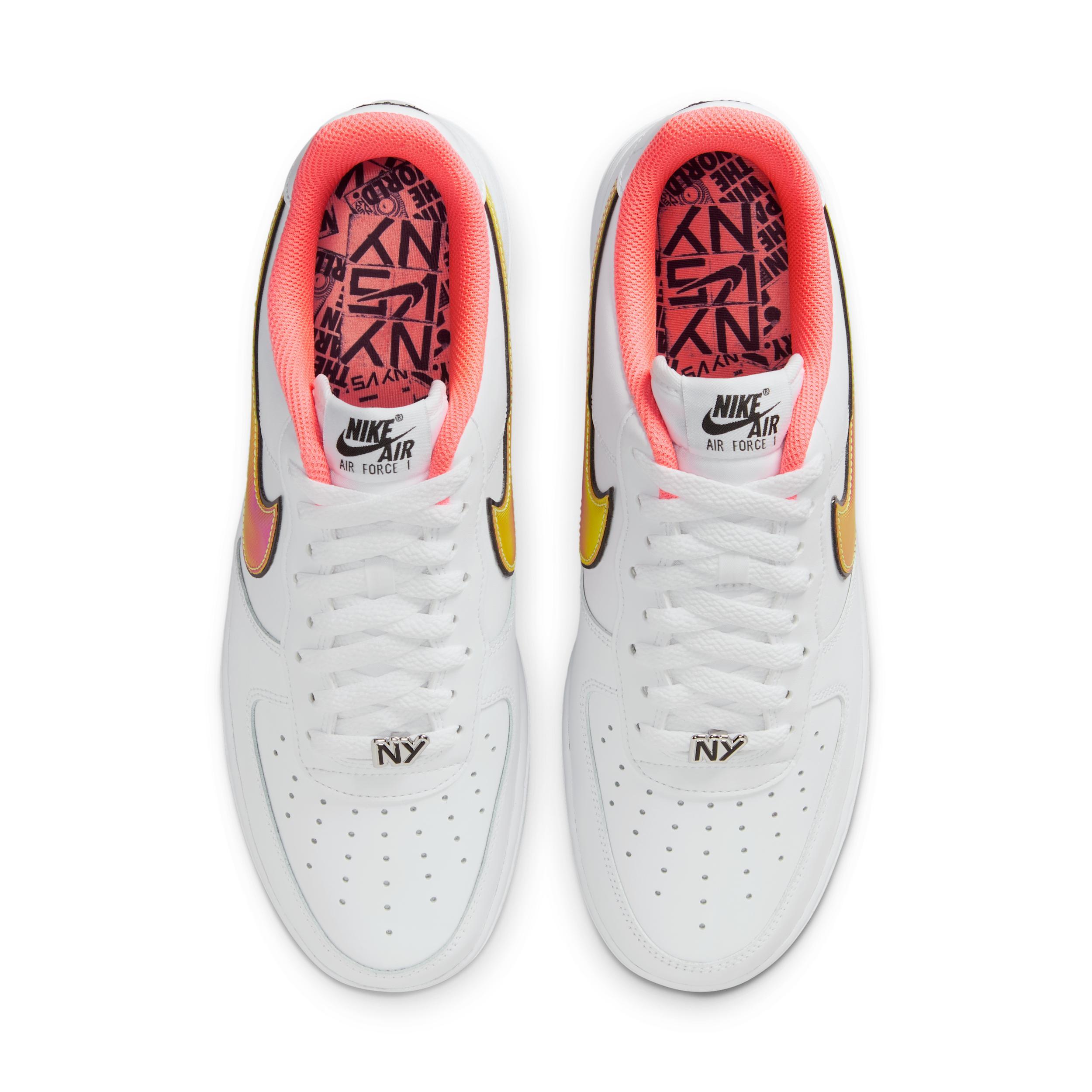 Nike Men's Air Force 1 '07 Shoes Product Image