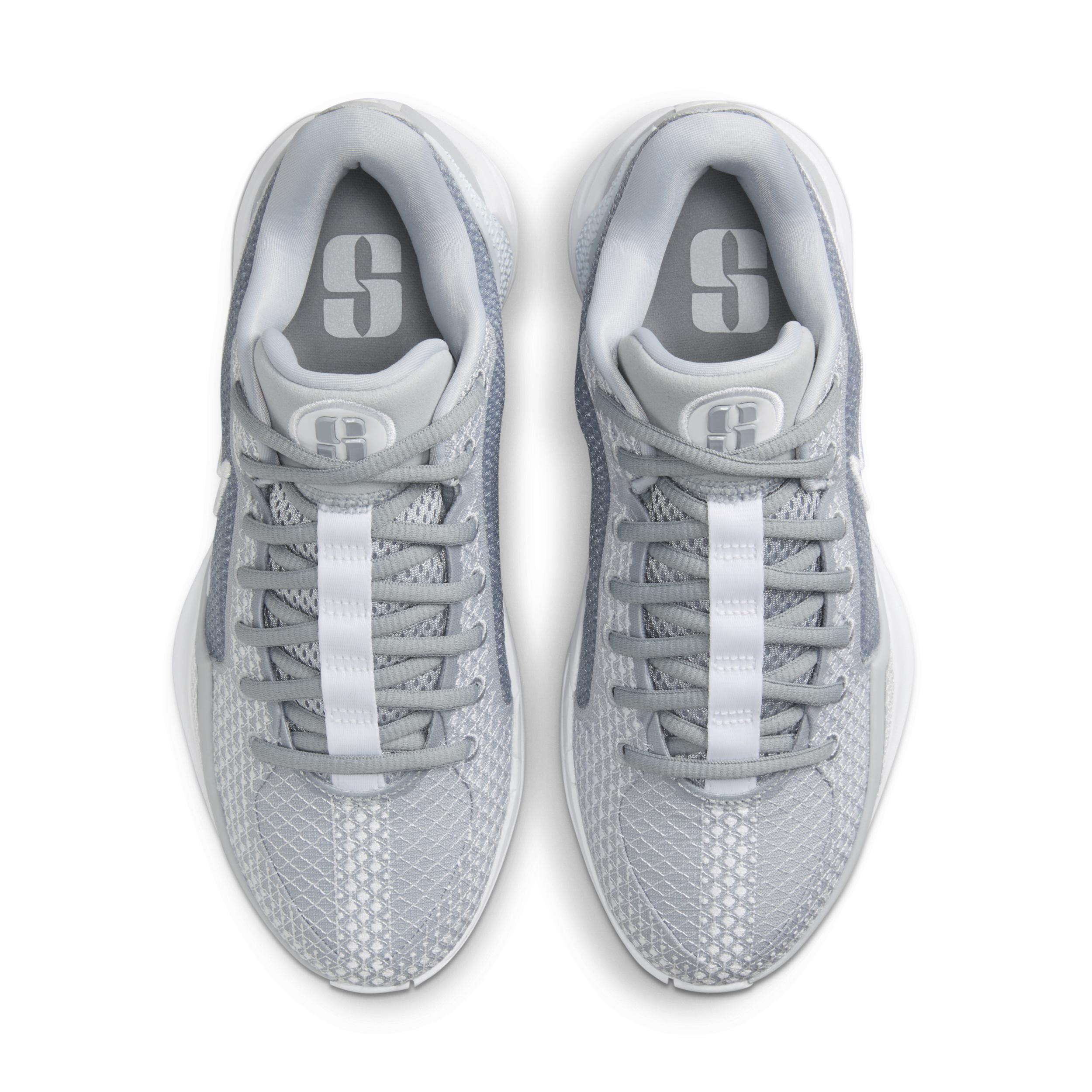 Sabrina 1 Basketball Shoes Product Image