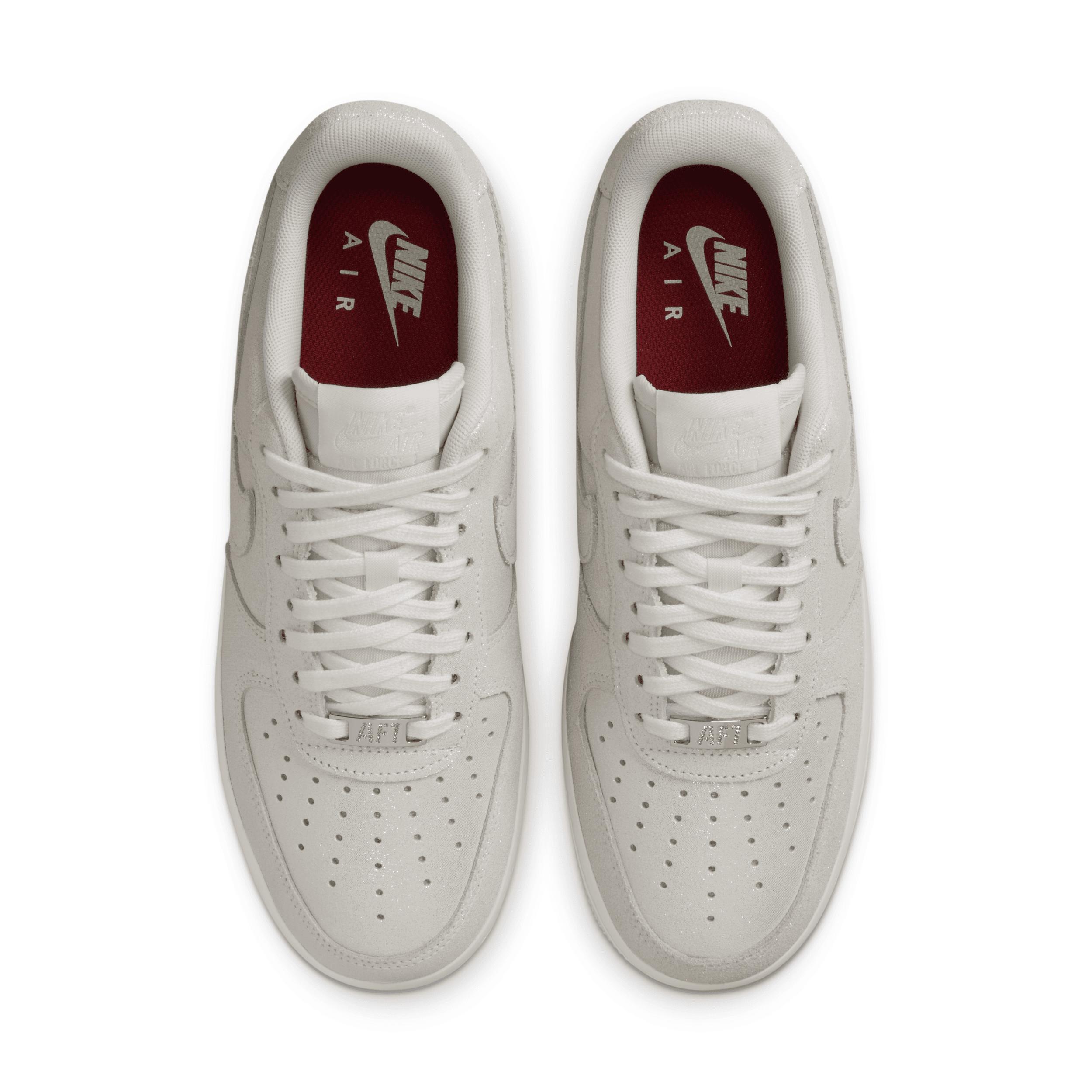 Nike Women's Air Force 1 '07 SE Shoes Product Image