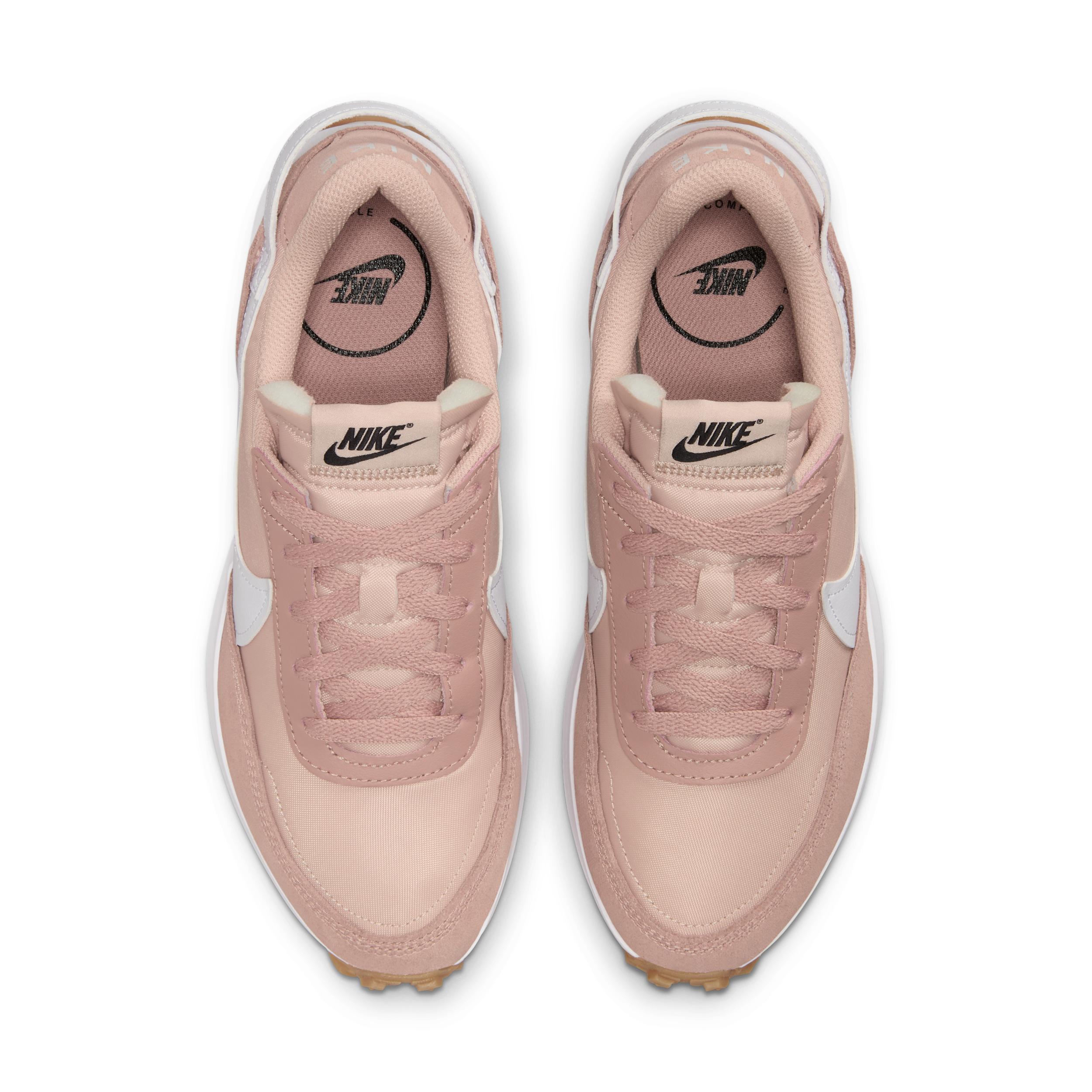 Nike Waffle Debut Women's Shoes Product Image