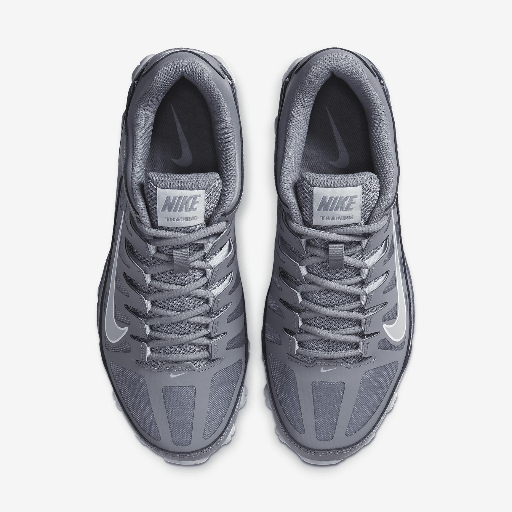 Nike Men's Reax 8 TR Workout Shoes Product Image