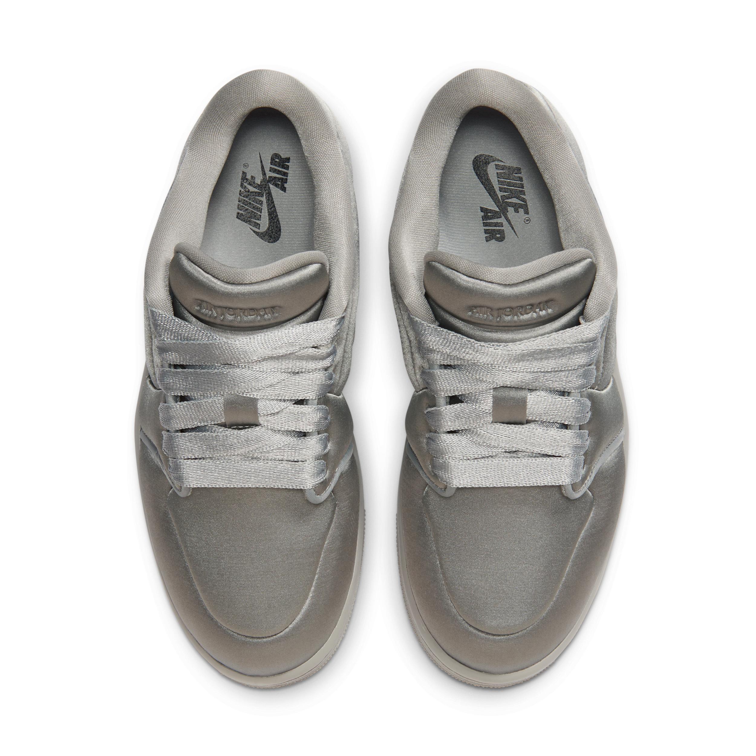 Womens Air Jordan 1 Low Method of Make Shoes Product Image