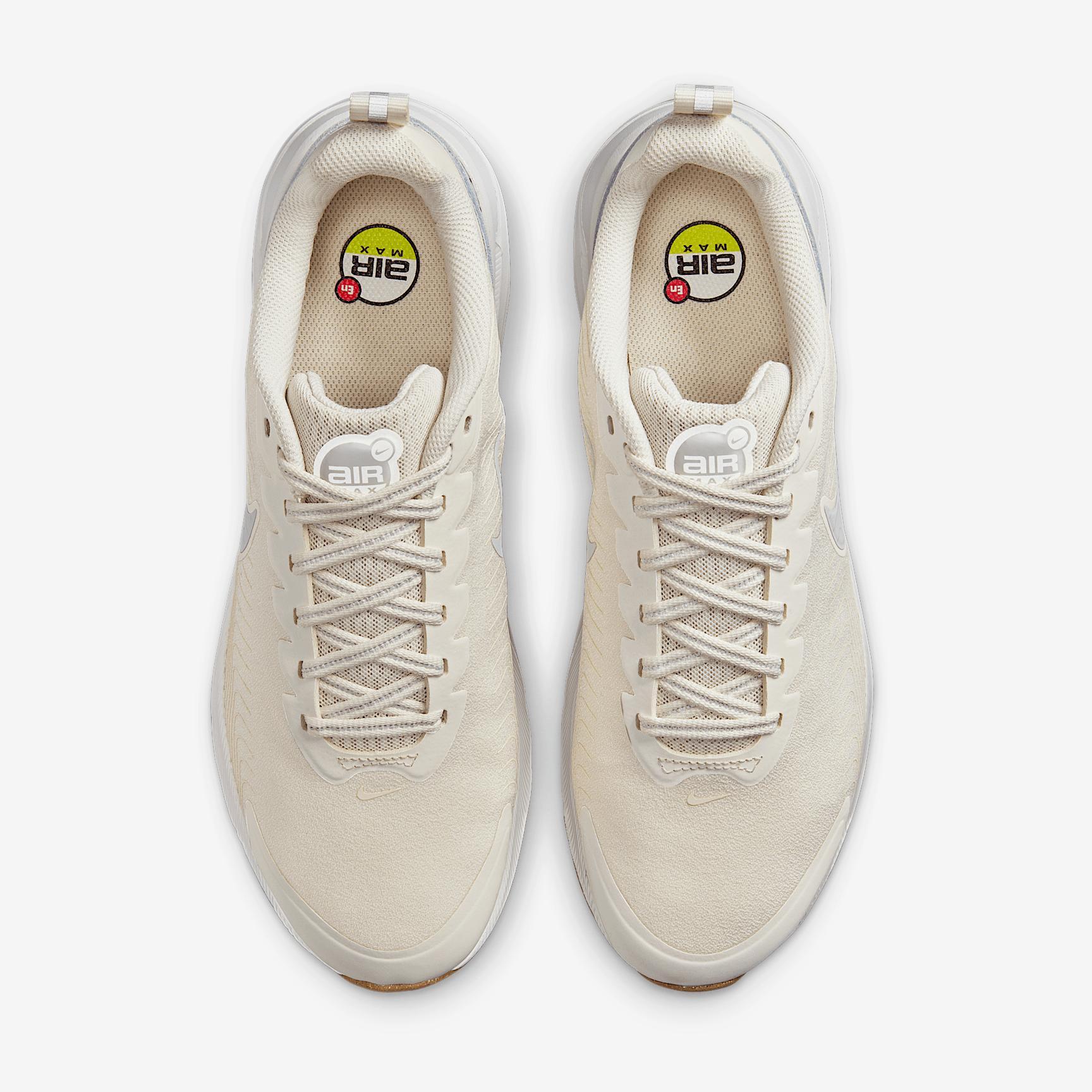 Nike Men's Air Max Nuaxis Premium Shoes Product Image