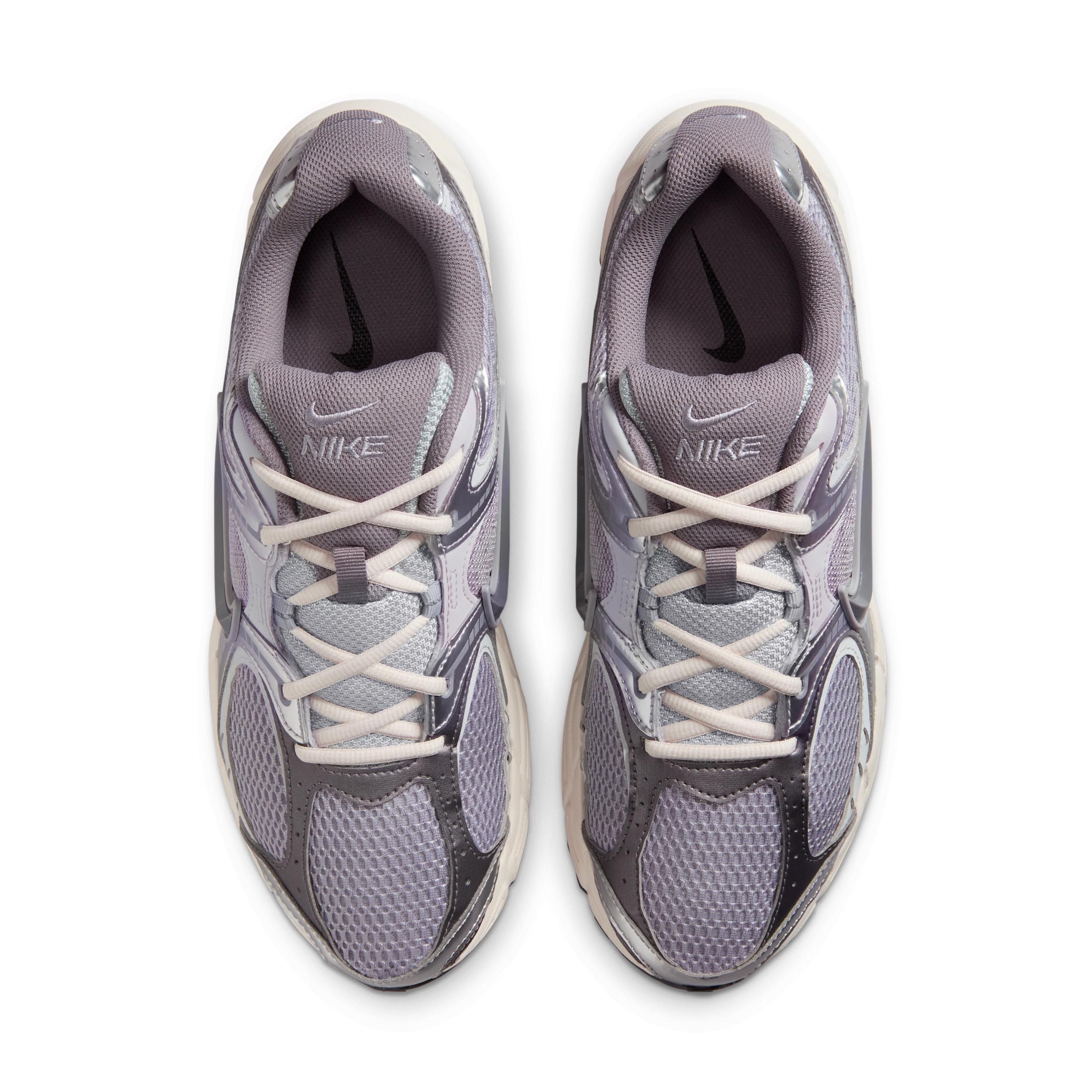 Nike Mens V5 RNR Casual Shoes in Cement Grey Fog/Light Orewood Brown Product Image