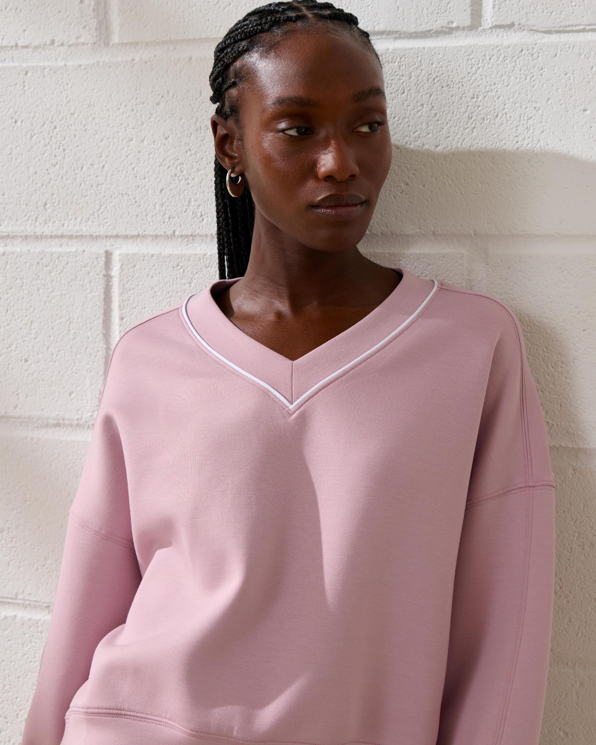YPB neoKNIT V-Neck Product Image
