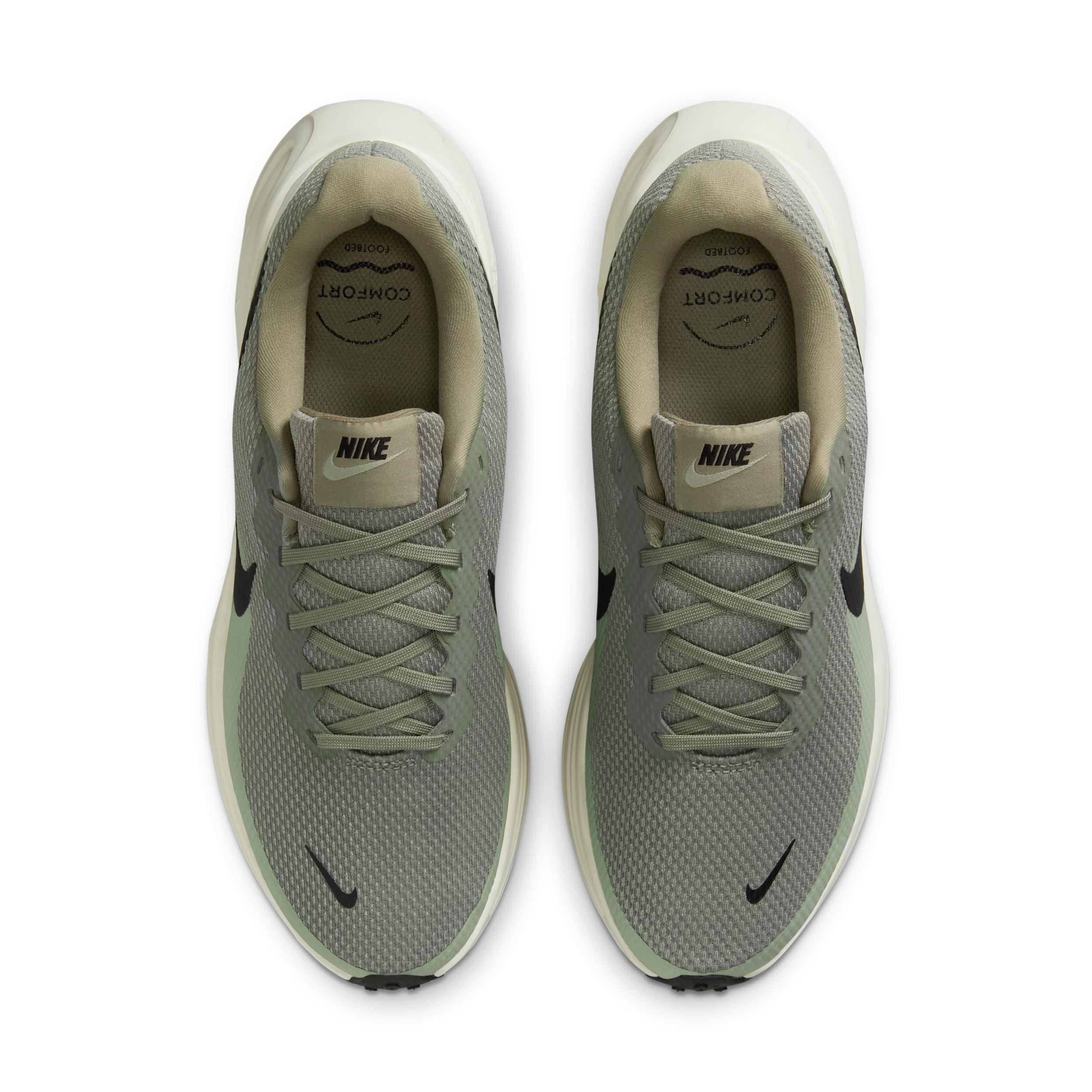 Nike Men's Revolution 8 Road Running Shoes Product Image