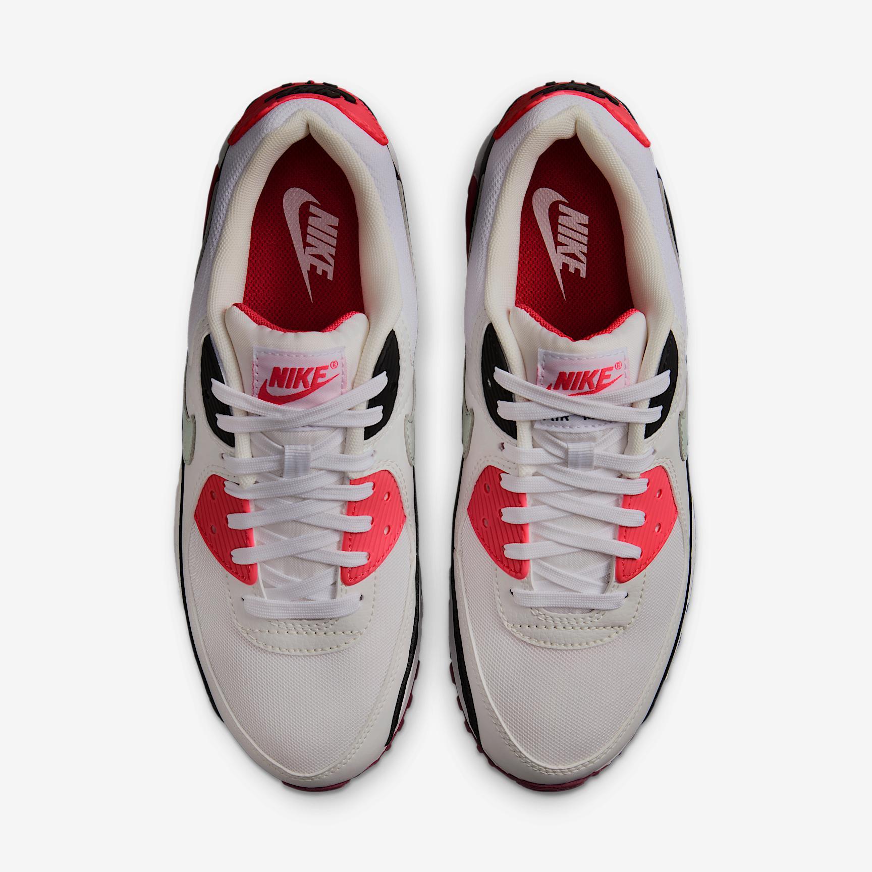 Nike Women's Air Max 90 Shoes Product Image