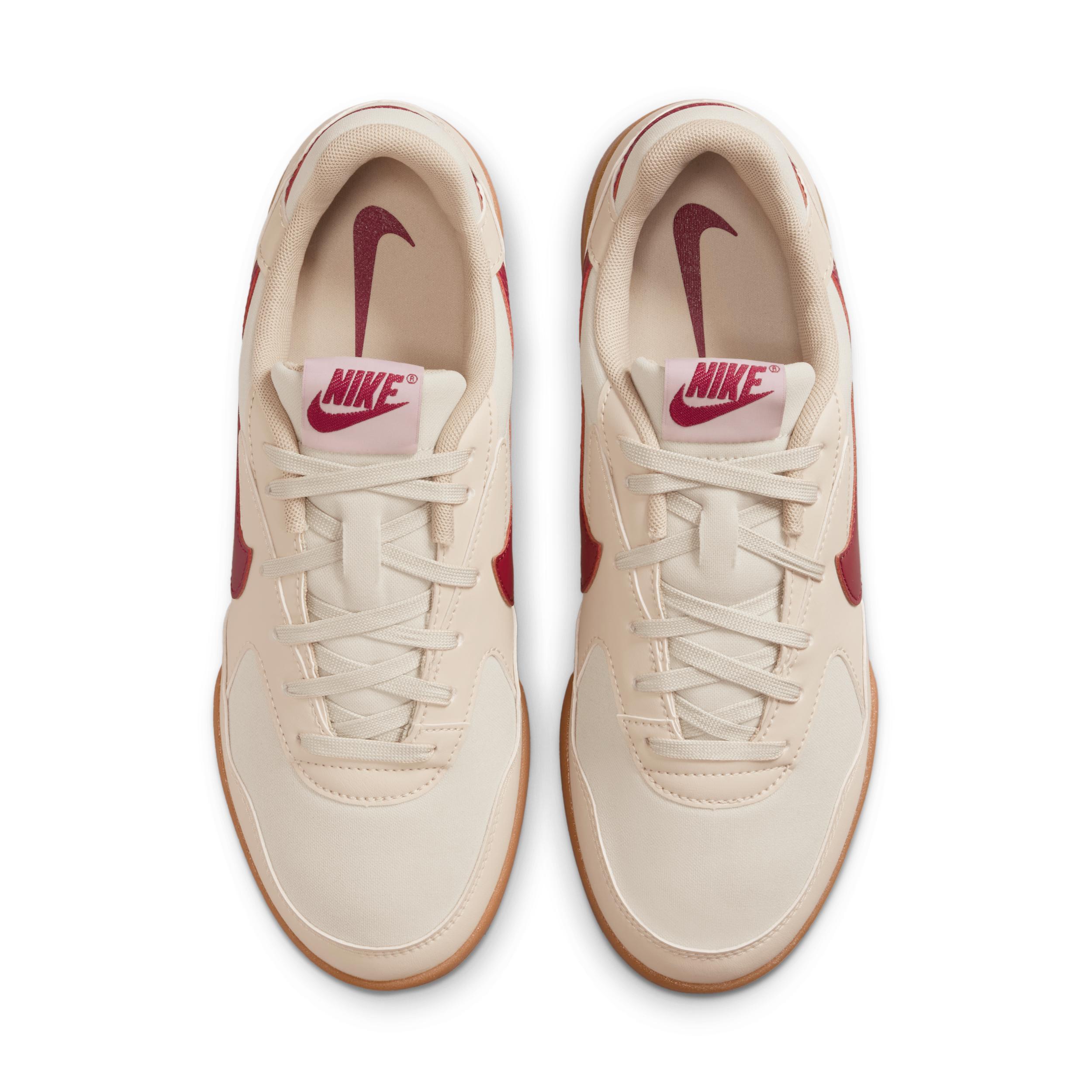Nike Women's Terra Manta Shoes Product Image