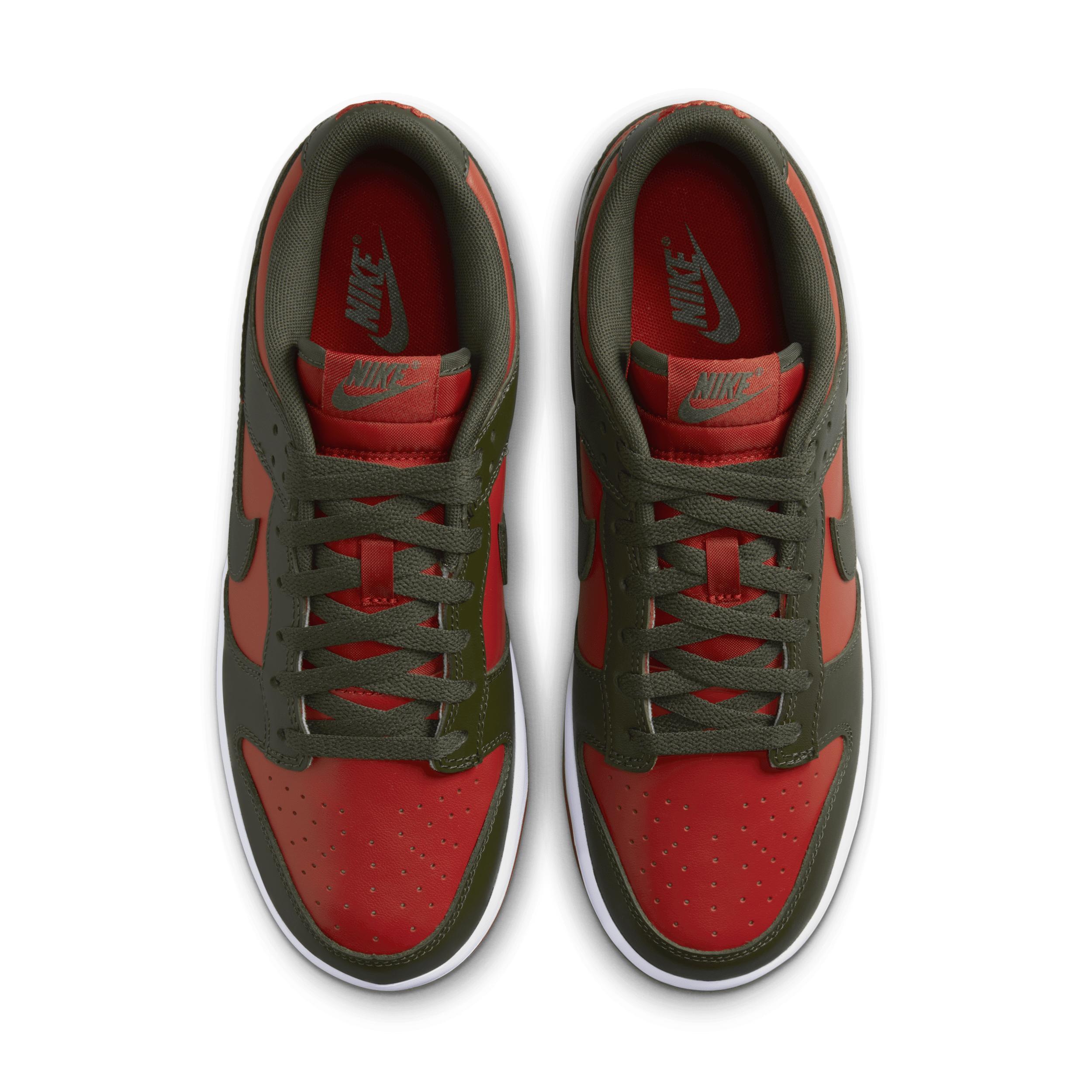 Nike Dunk Low Retro sneakers Product Image