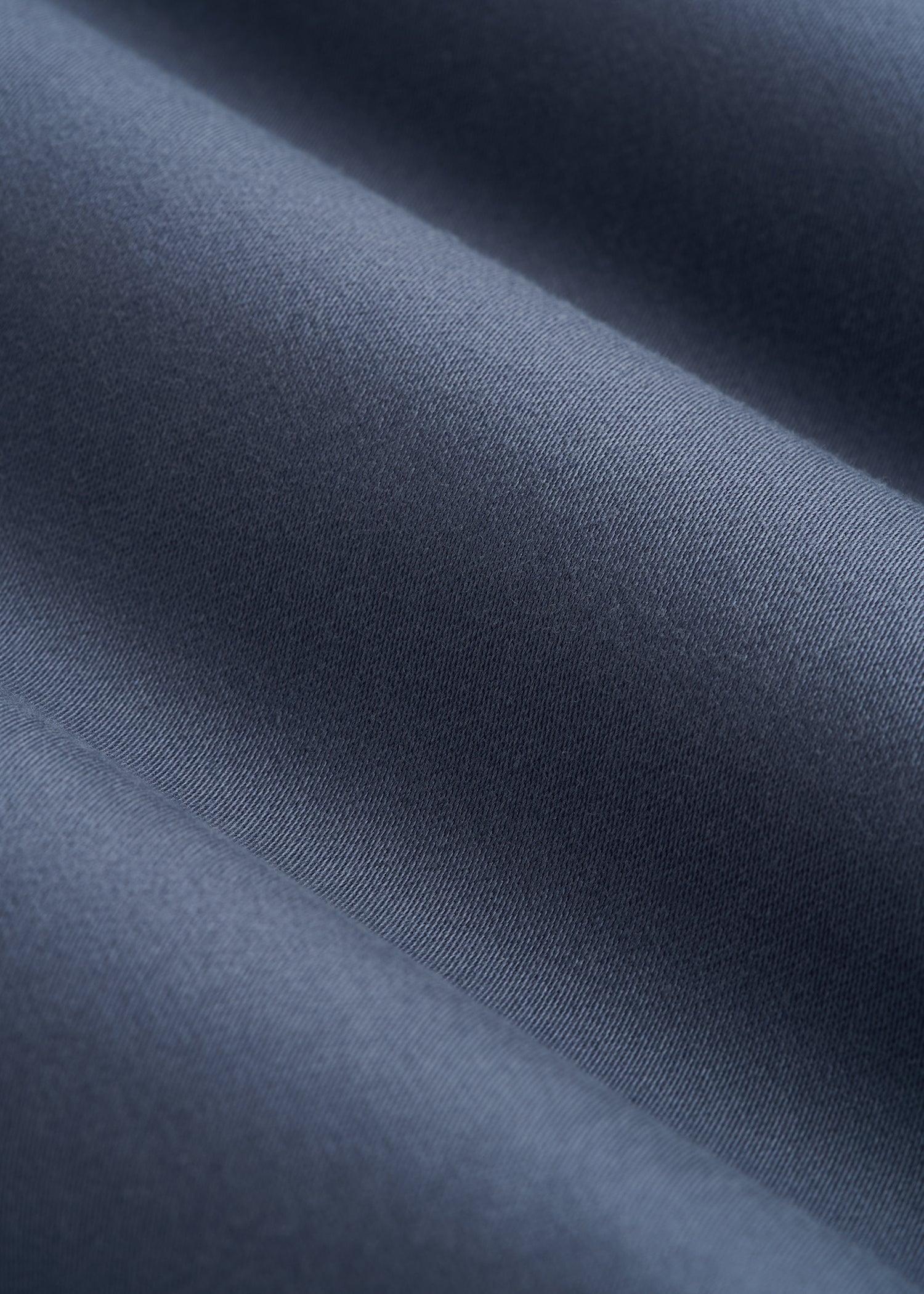 Everyday Comfort 5-Pocket TAPERED-FIT Pant for Tall Men in Blue Slate Product Image