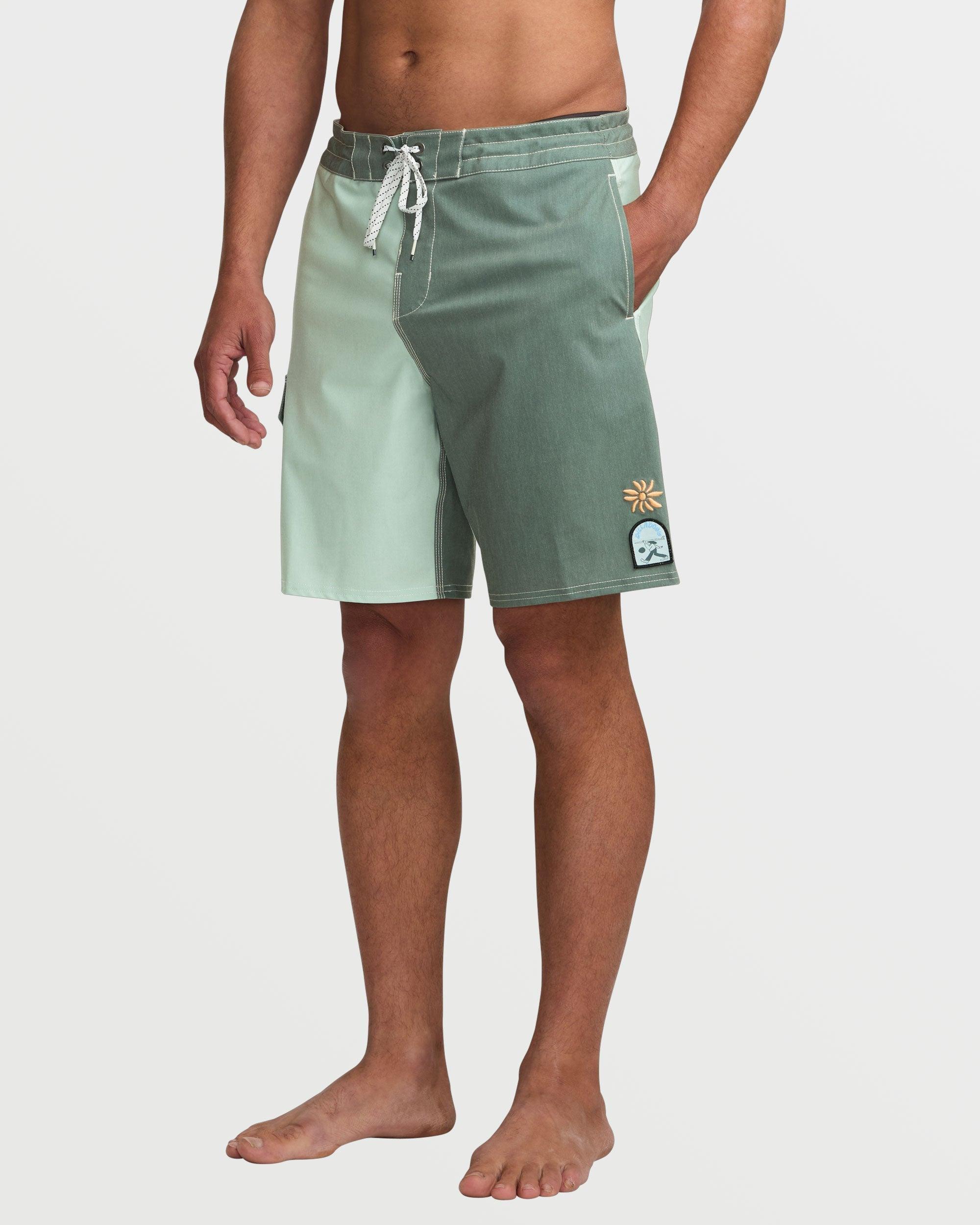 Sunshine Lo Tide 19" Boardshorts - Green Tea Male Product Image