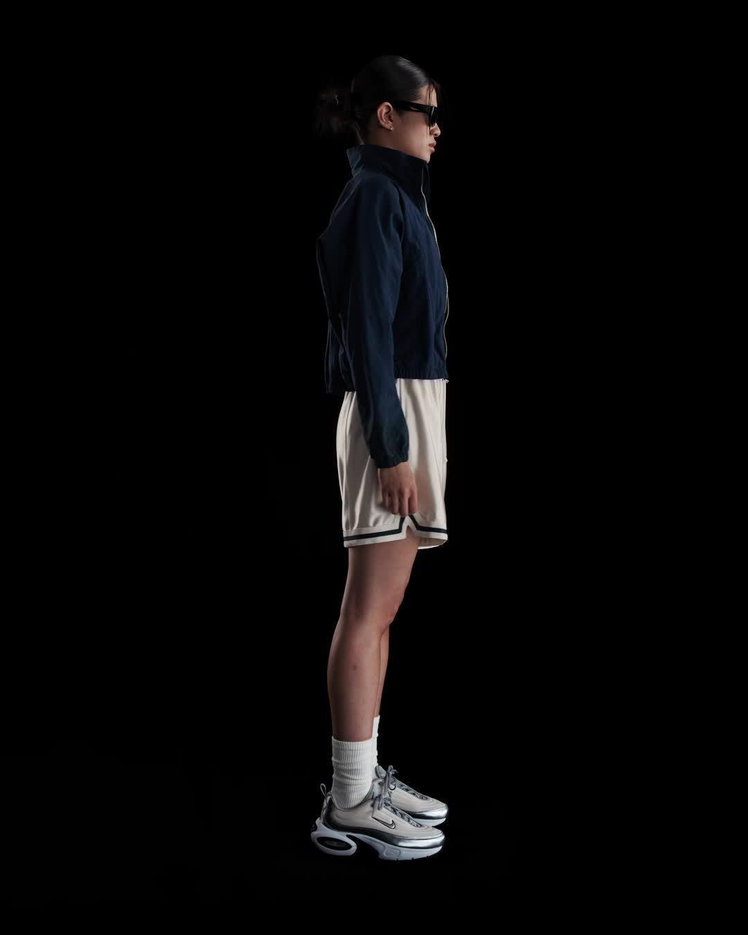 Nike Sportswear Women's Loose Mid-Rise Graphic Shorts Product Image