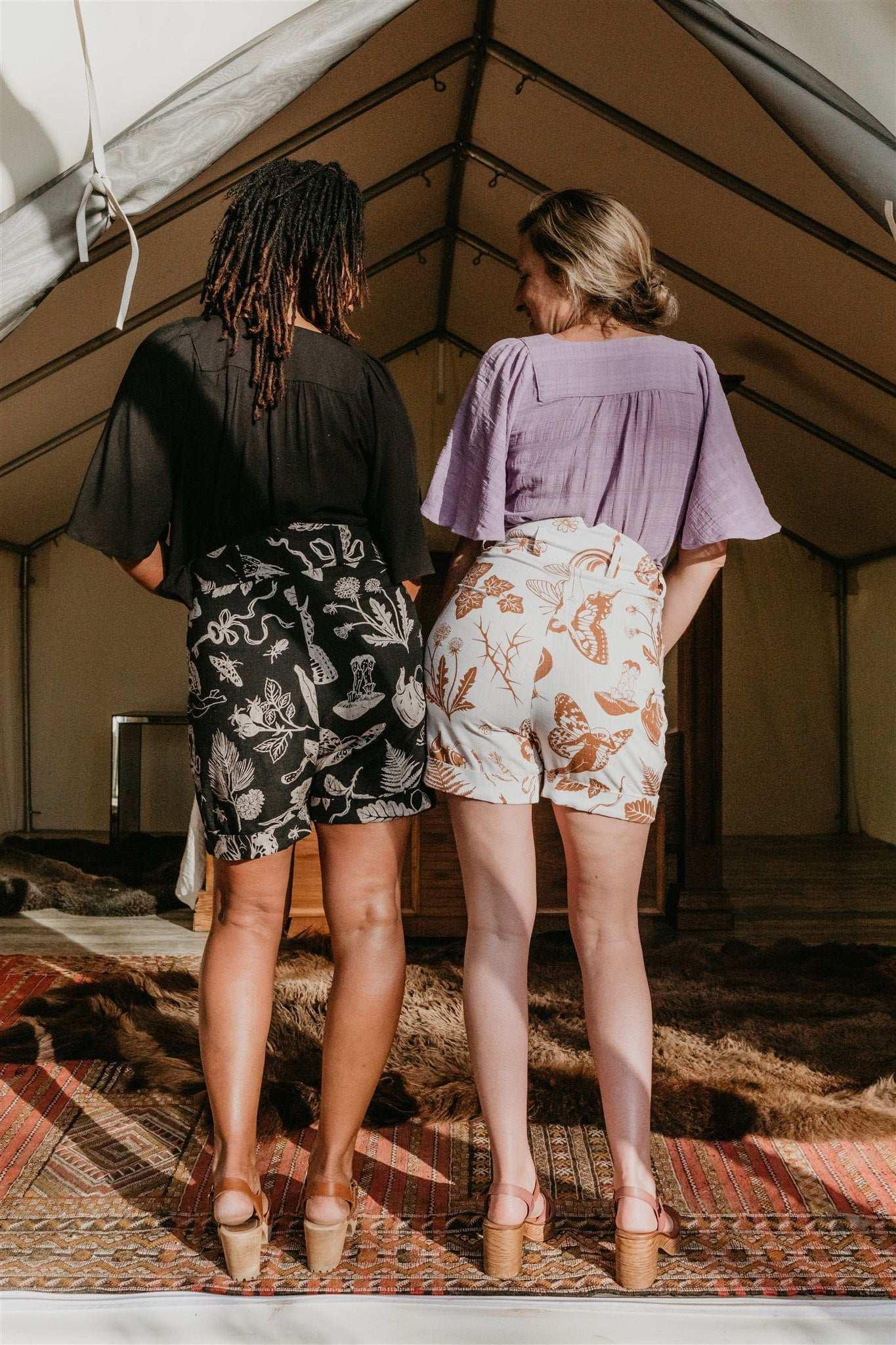 Perfect Shorts in Black Woodland Wonder Product Image