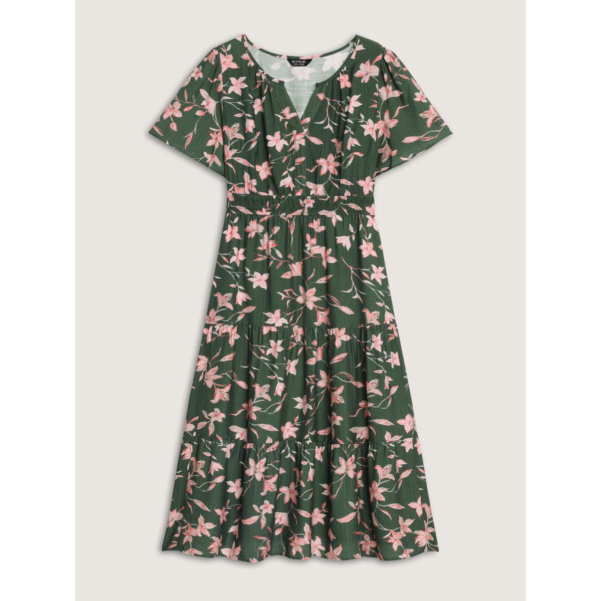 Plus Size Breezy Floral Shirred Waist Midi Dress DarkGreen Women Flat collar with V-notch Short sleeve Curvy BloomChic 12/L Product Image