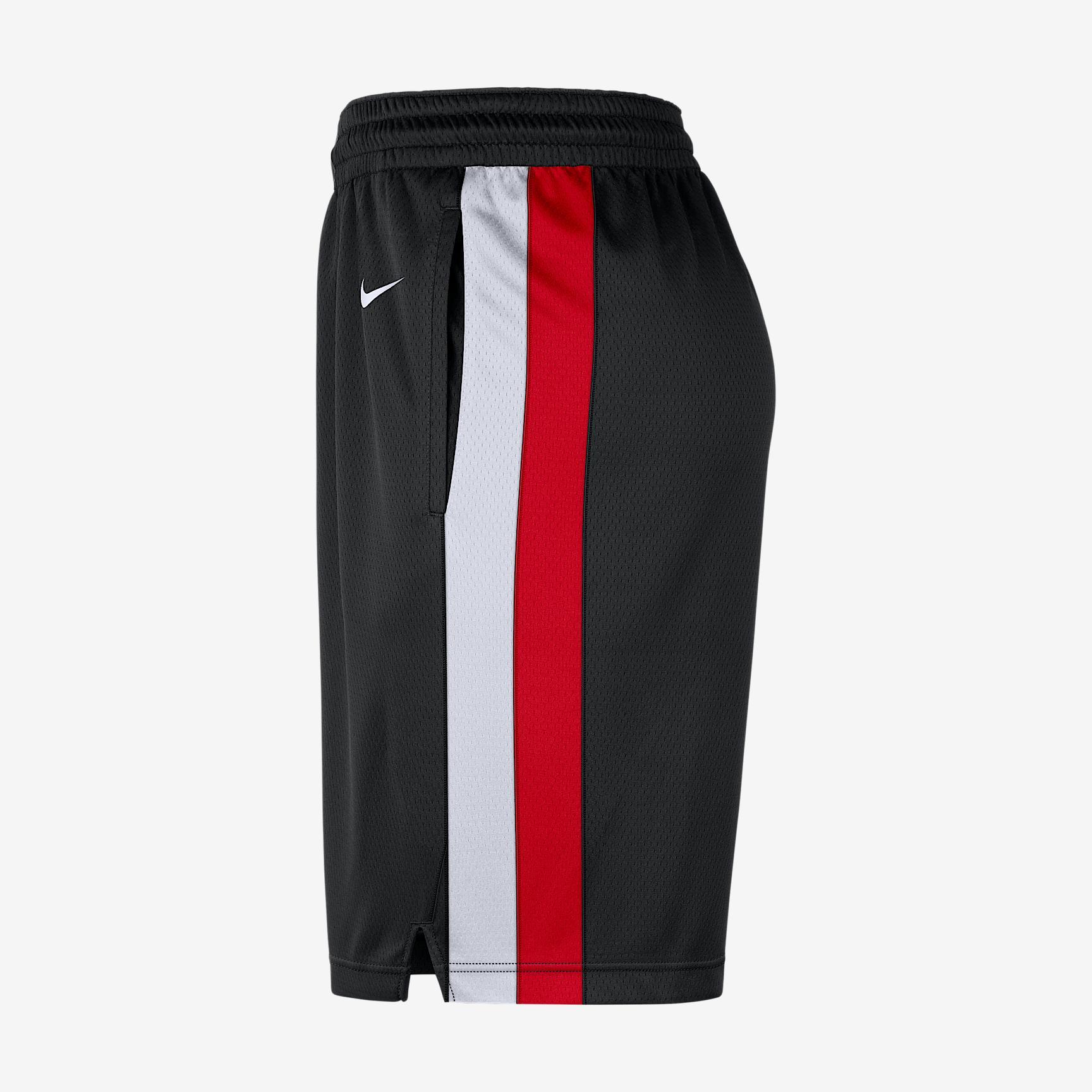 Portland Trail Blazers Icon Edition 2025/26 Men's Nike Dri-FIT NBA Swingman Shorts Product Image