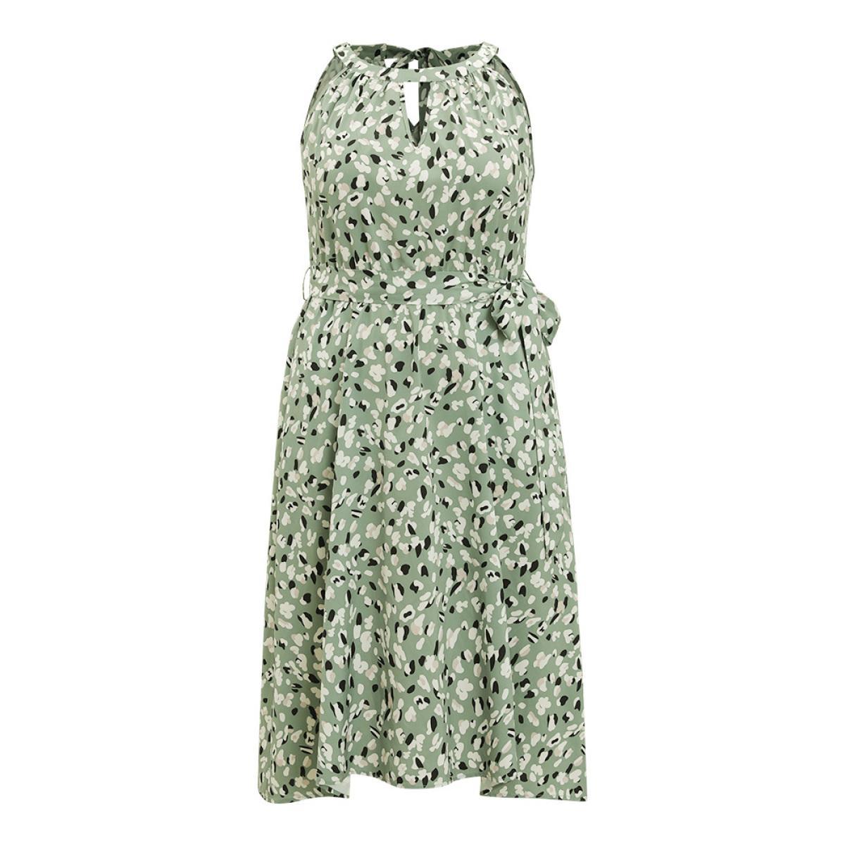 Plus Size Allover Print Halter Keyhole Pocket Belted Ties Dress Green Women Elegant Belted Halter neck Sleeveless Curvy Midi Dress BloomChic 22-24/3X Product Image