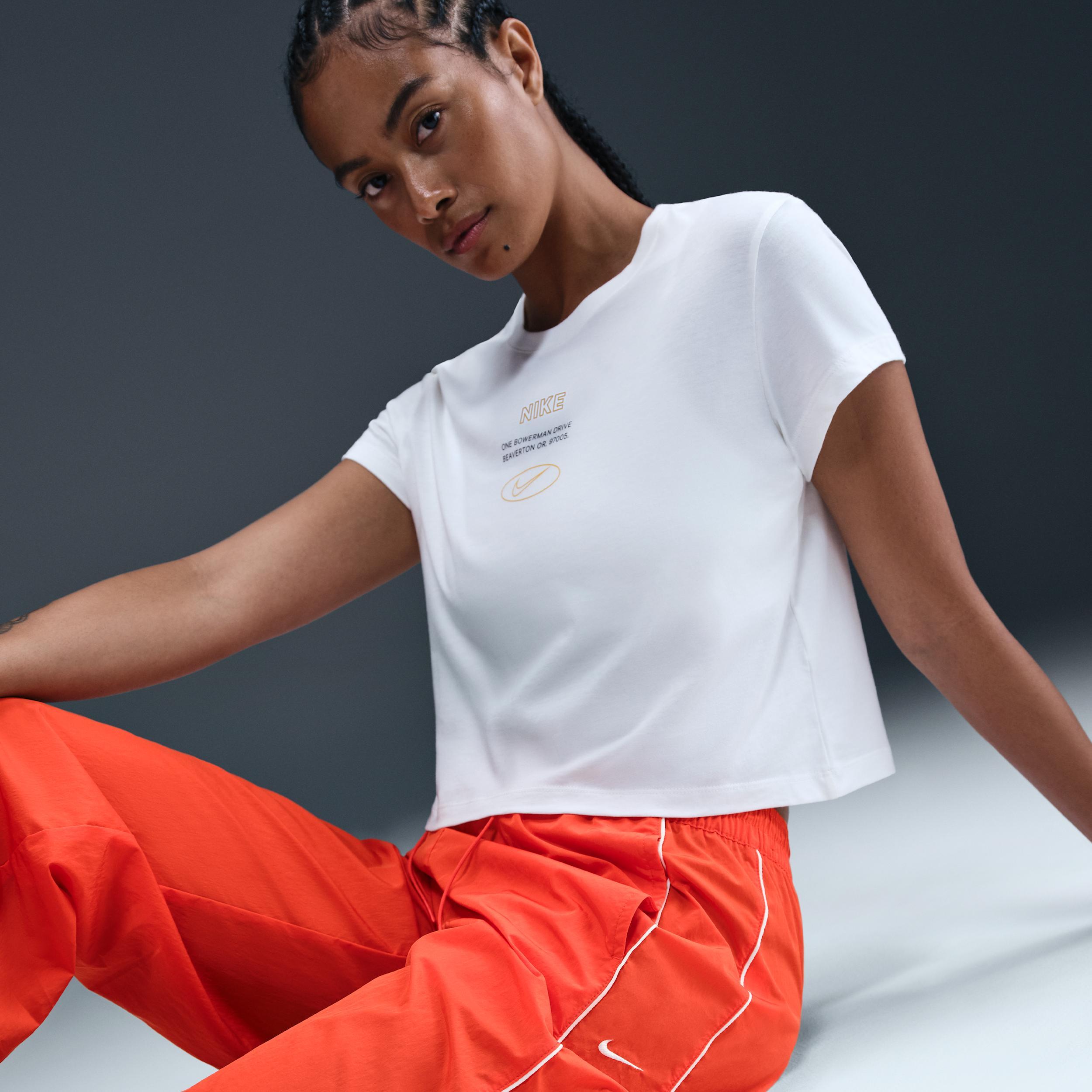 Nike Windrunner Women's High-Waisted Woven Open-Hem Pants Product Image