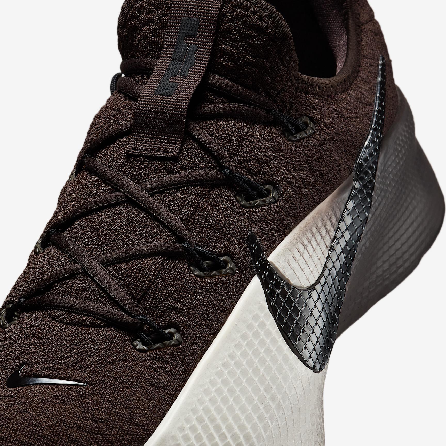 Nike Men's LeBron TR 1 Workout Shoes Product Image