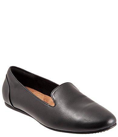SoftWalk Shelby Leather Slip Product Image
