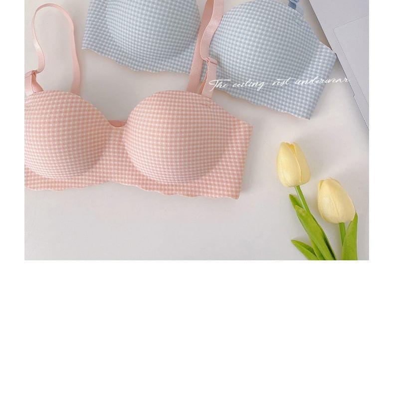 Gingham Seamless Wireless Bra Product Image