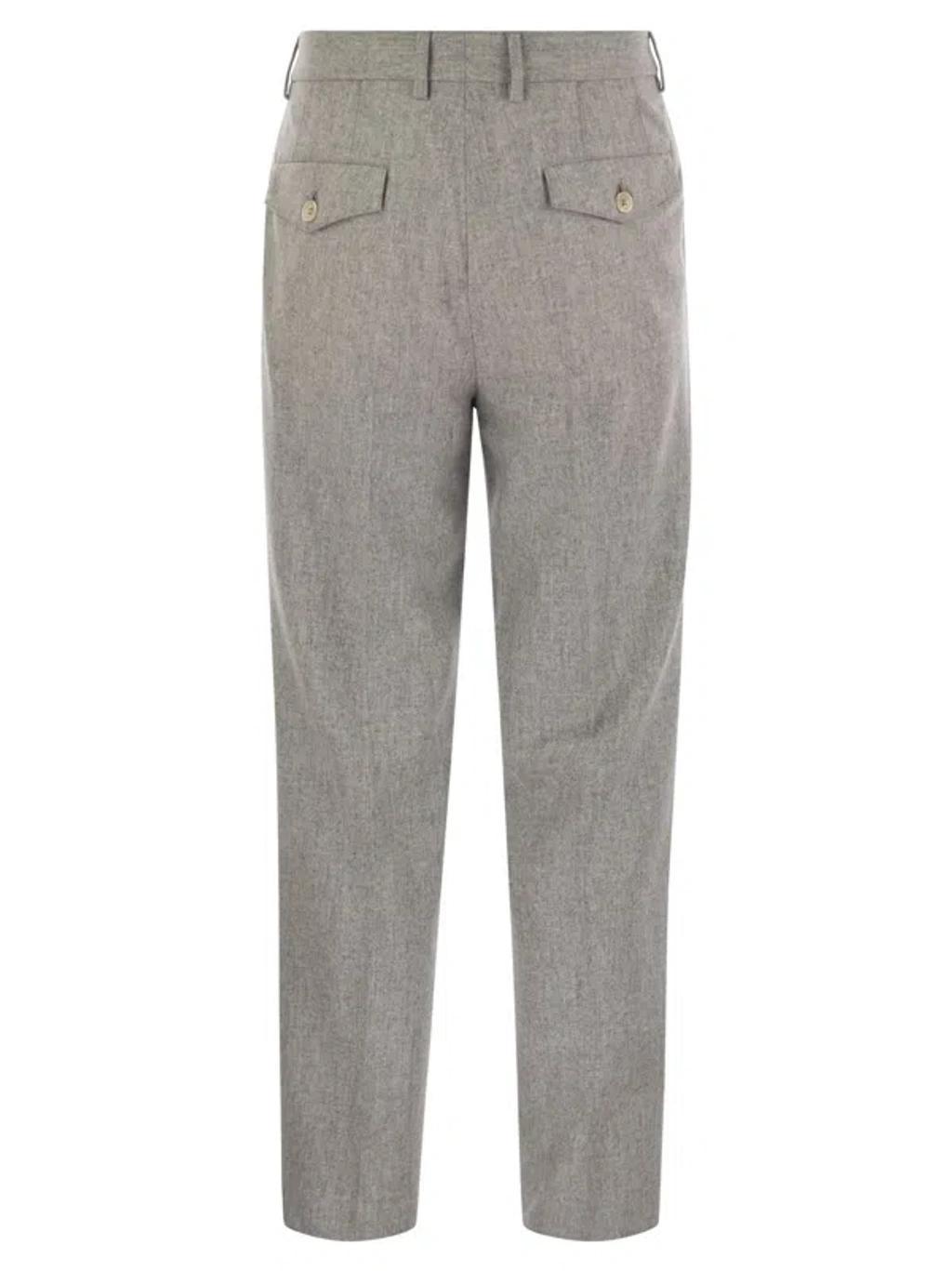 BRUNELLO CUCINELLI Leisure Fit Trousers In Virgin Wool Flannel With Double Darts In White Product Image