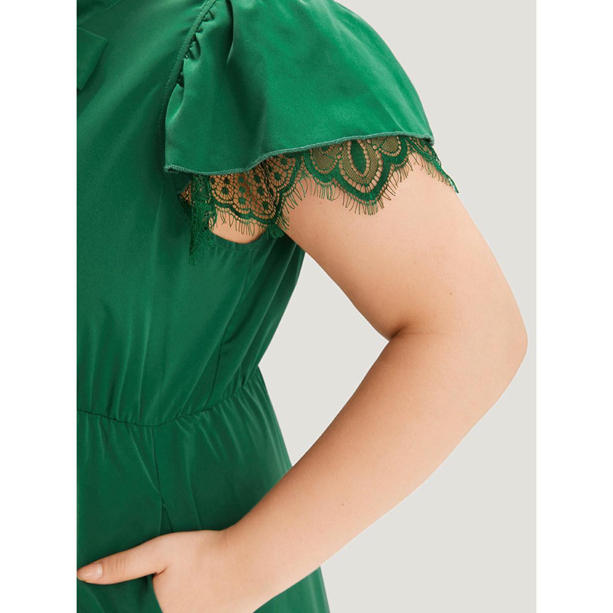 Plus Size Solid Knot Neck Pocket Eyelet Lace Dress Green Women Office Plain Tie Neck Sleeveless Curvy Midi Dress BloomChic 26/4X Product Image