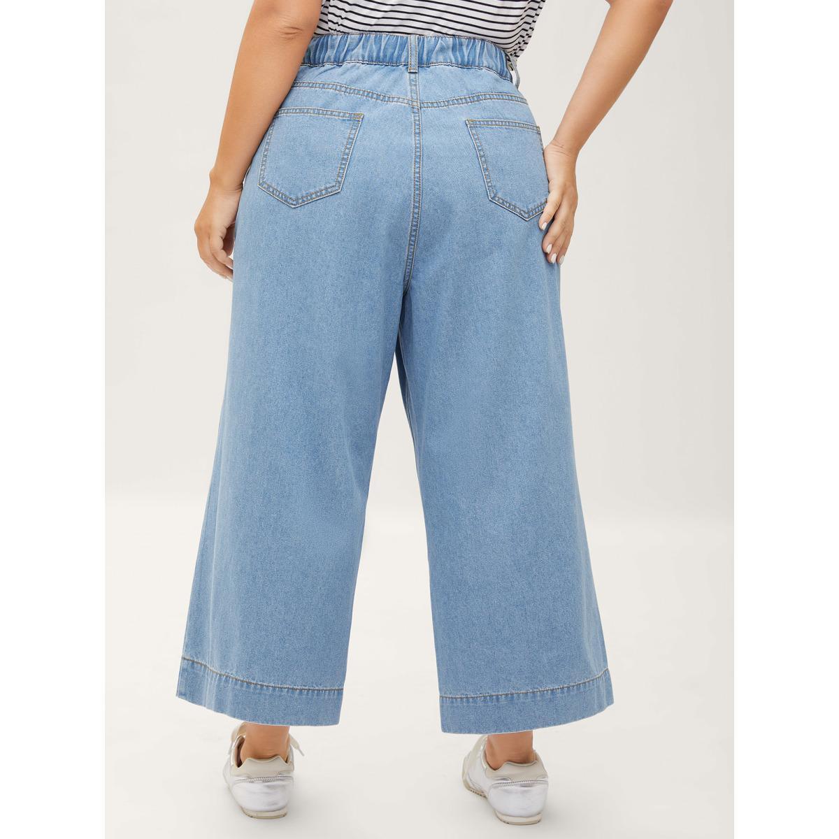 Plus Size Stretchy Waist Flared Hem Jeans Women Bluevintage Medium stretch Slanted pocket Jeans BloomChic 30/6X Product Image