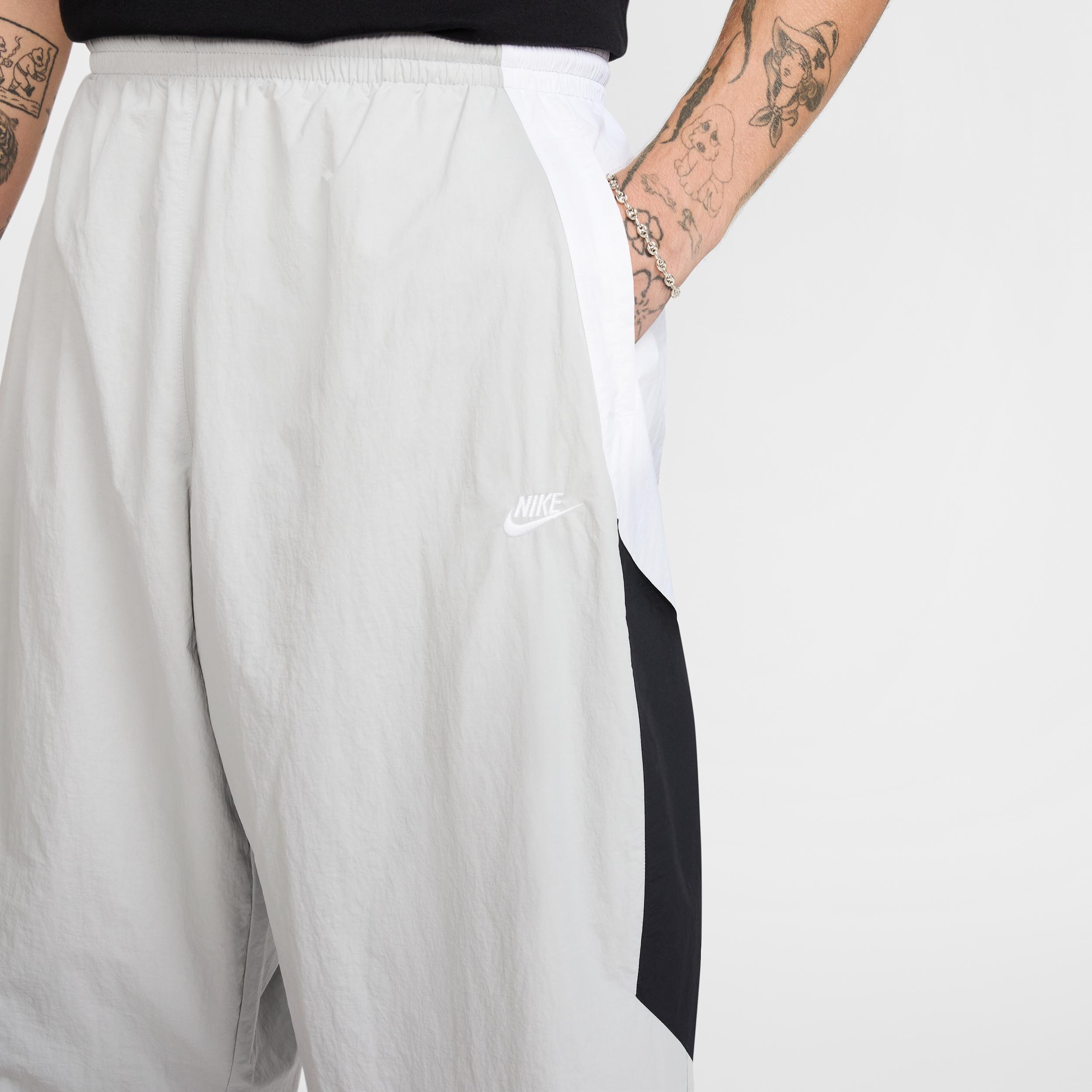 Nike Men's Club Oversized Woven Track Pants Product Image