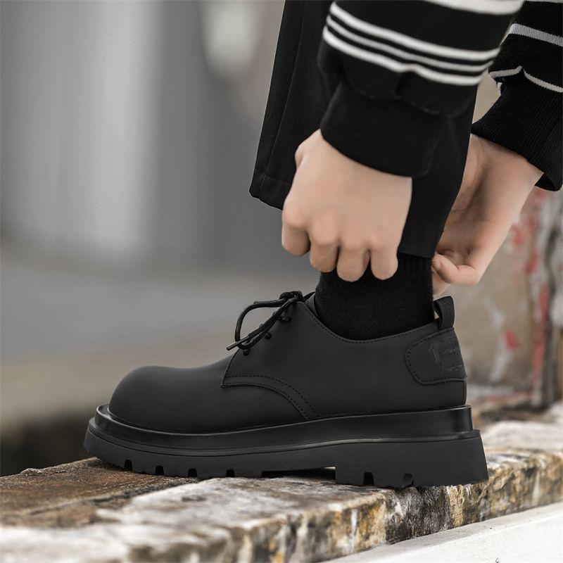 Faux Leather Lace-Up Oxford Shoes Product Image