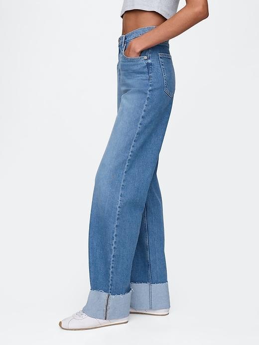 Mid Rise '90s Loose Jeans Product Image