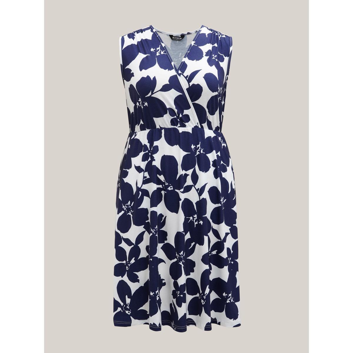 Plus Size Floral Print Surplice Neck Midi Dress Navy Women Casual Gathered Knit Dresses Bloomchic 28/5X Product Image