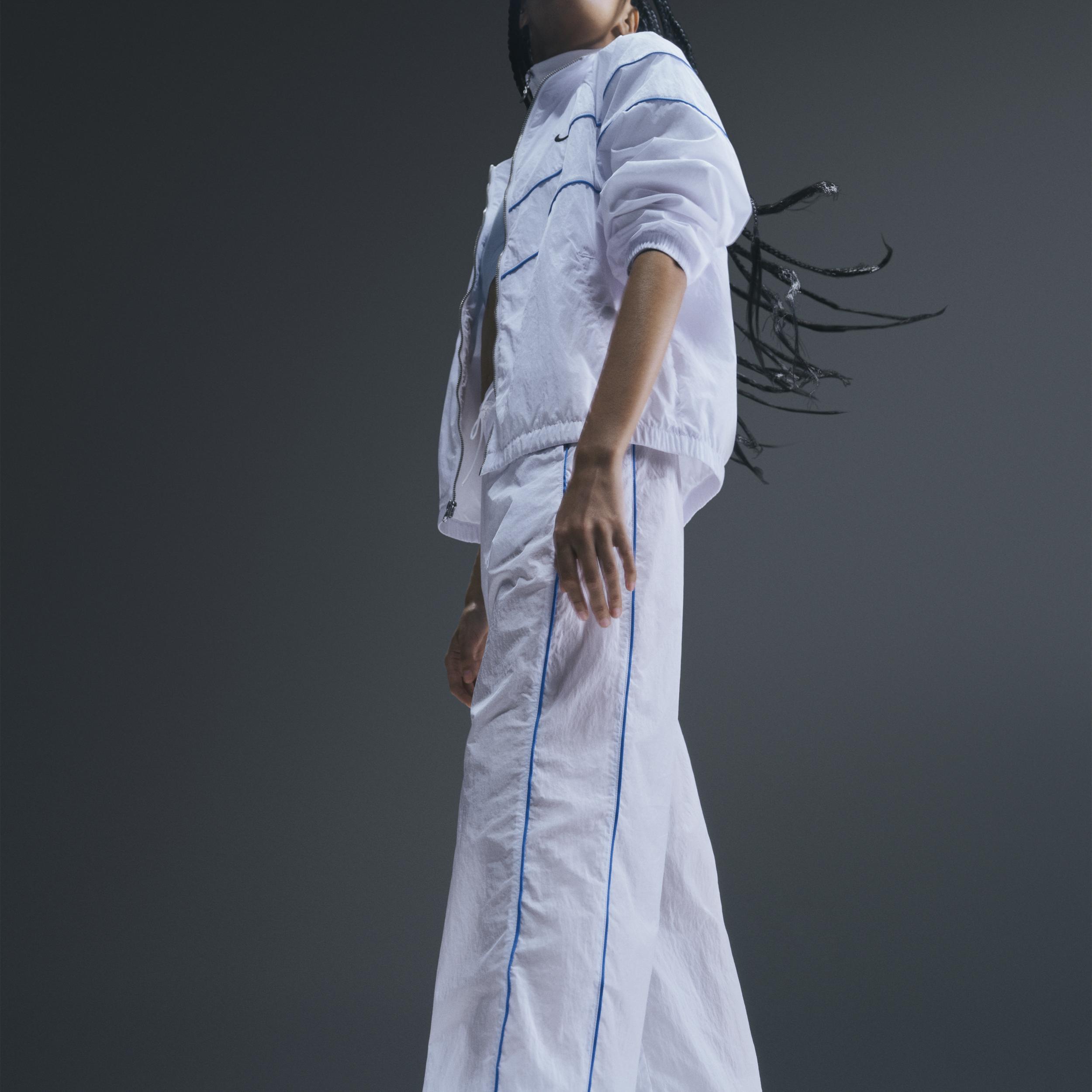 Nike Windrunner Women's High-Waisted Woven Open-Hem Pants Product Image