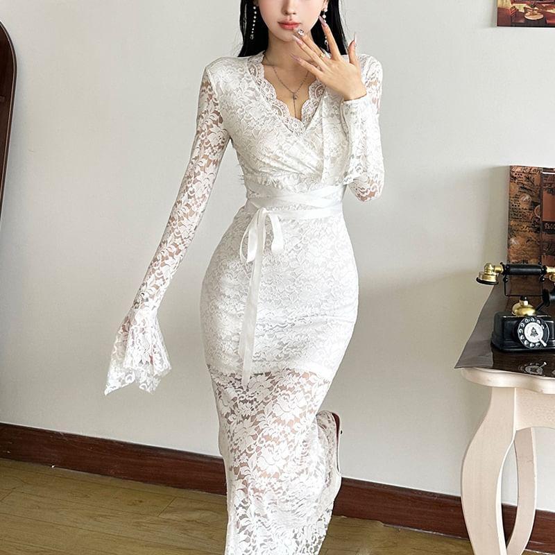 Long-Sleeve V-Neck Lace Maxi Sheath Dress Product Image