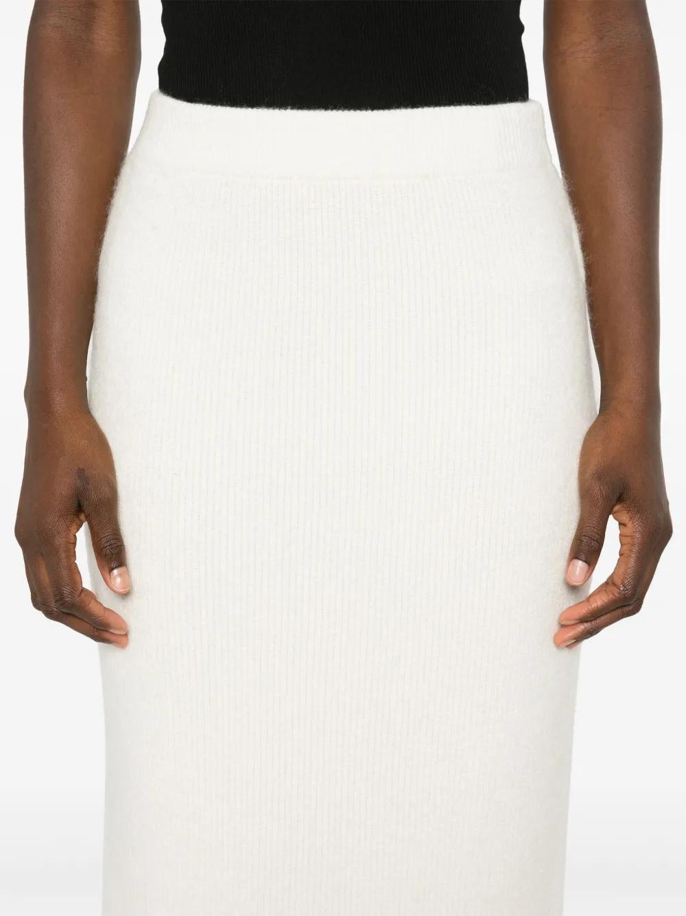 FABIANA FILIPPI Second Skin Pencil Skirt In White Product Image