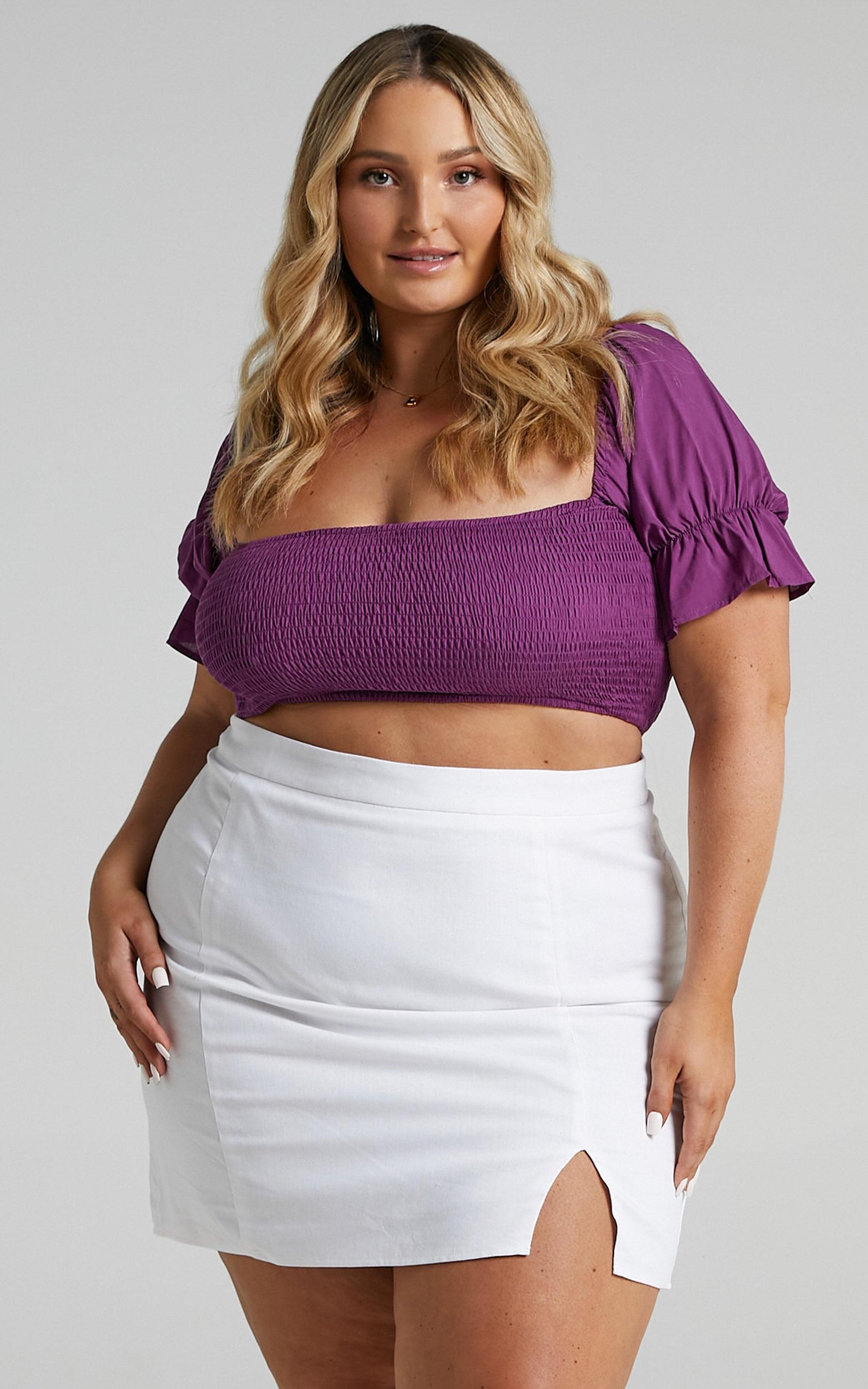 International Babe Mini Linen Skirt in White Linen Look Product Image