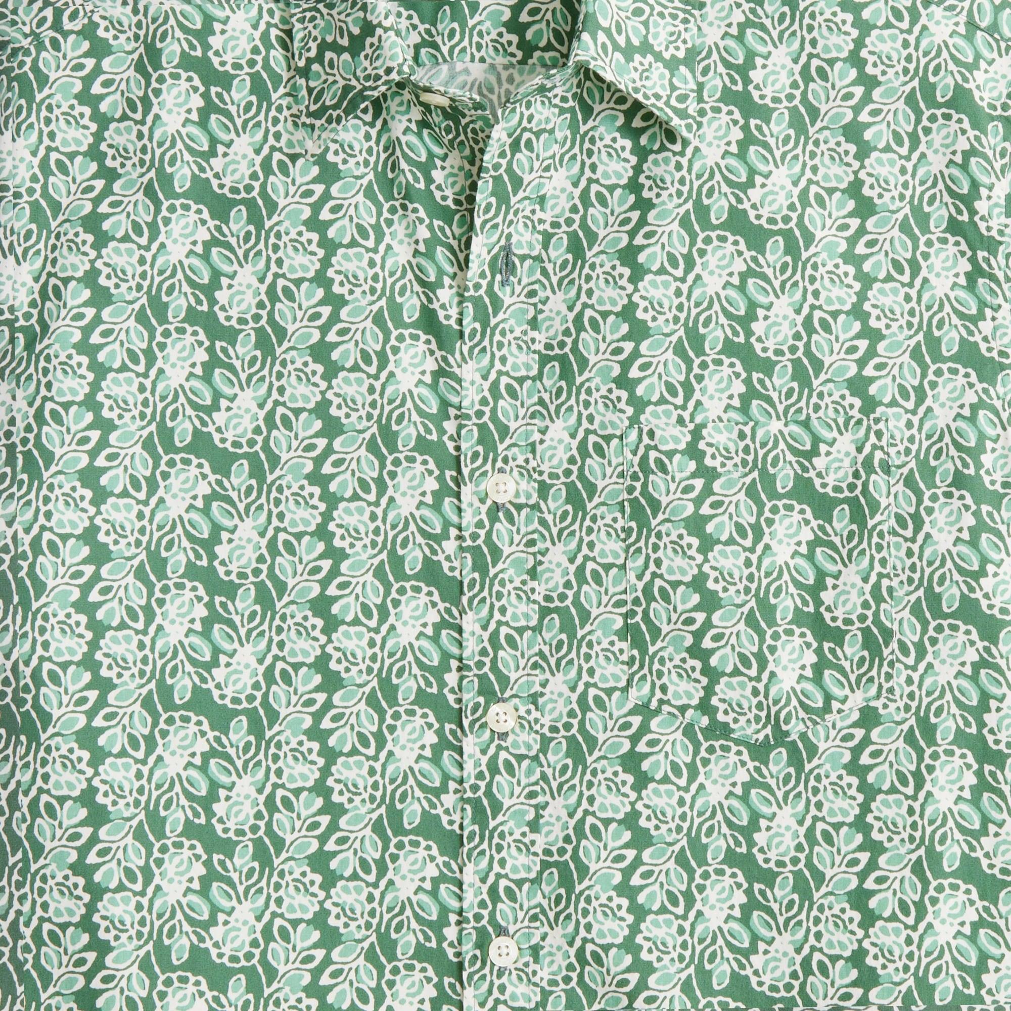 Short-sleeve printed flex casual shirt Product Image