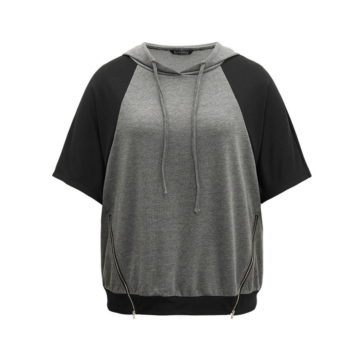 Plus Size Contrast Colorblock Hooded Zipper Detail Sweatshirt Women Gray Casual Contrast Hooded Dailywear Sweatshirts BloomChic 28/5X Product Image